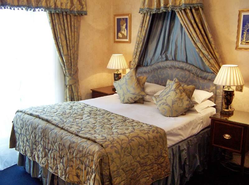The Exhibitionist Hotel — photo 4