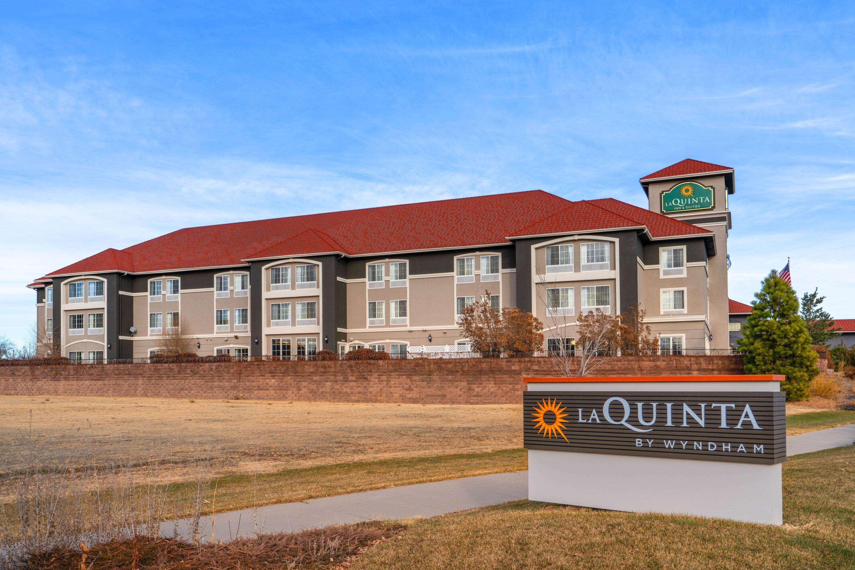 La Quinta Inn & Suites Loveland — photo 3