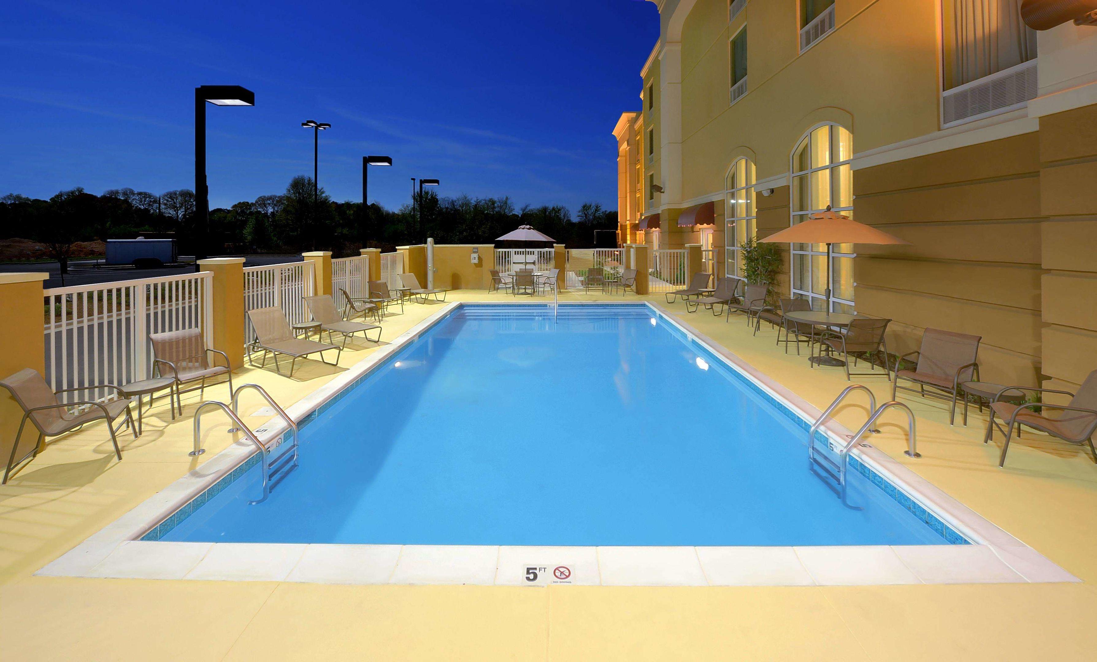 Hampton Inn Suites Scottsboro — photo 5