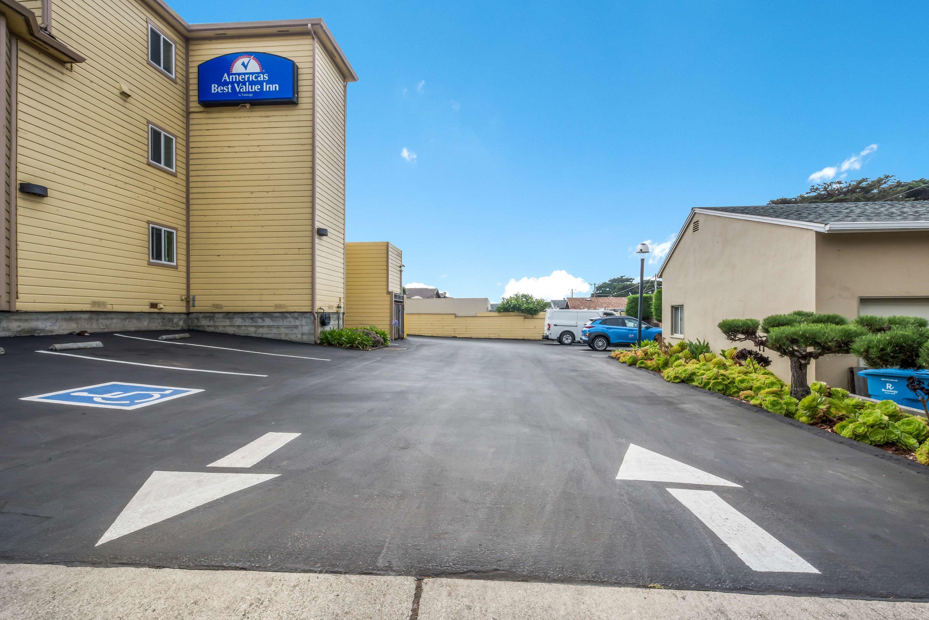 Americas Best Value Inn San Francisco-Pacifica — photo 3