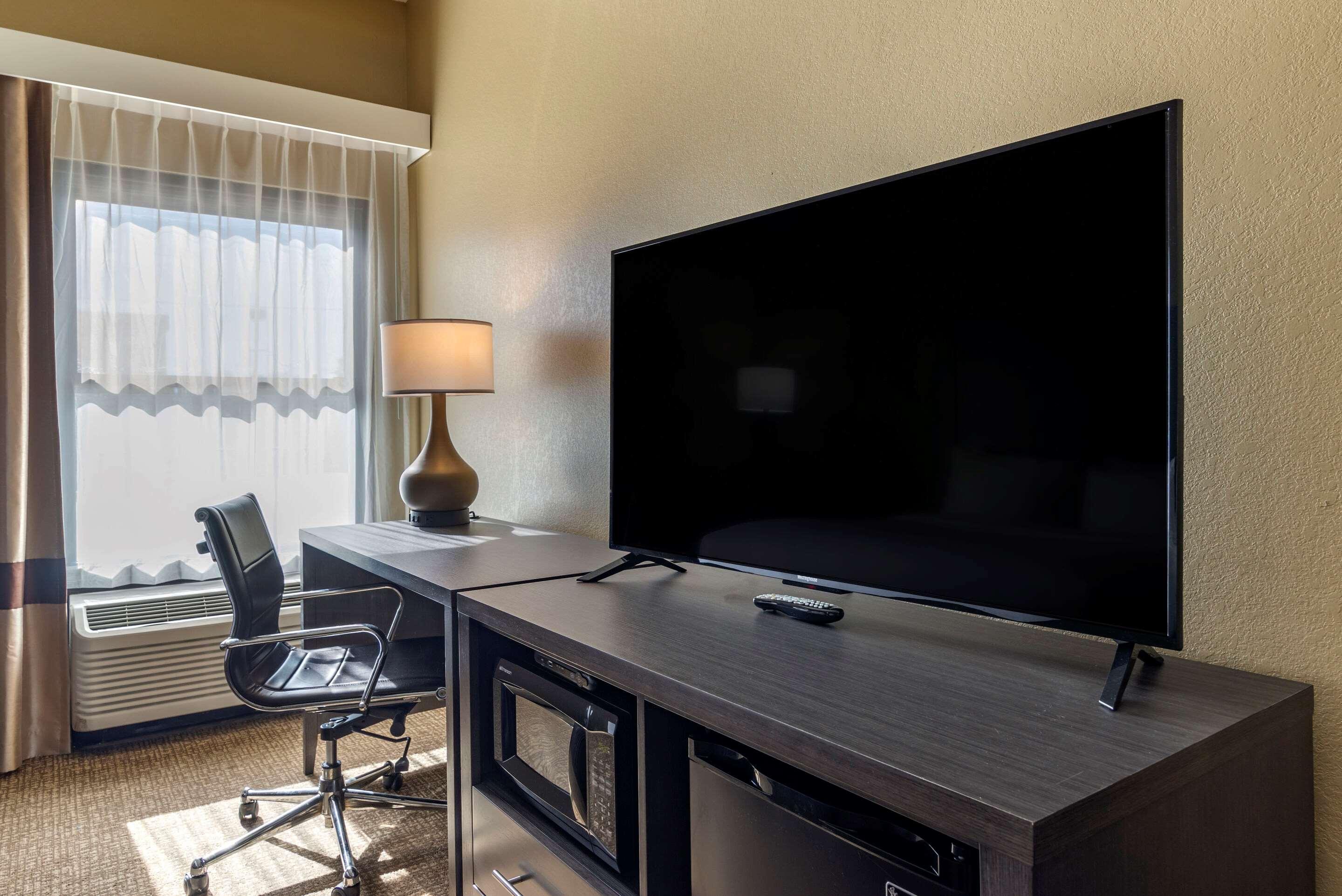 Comfort Inn Opelika - Auburn — photo 4