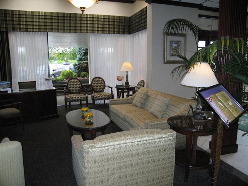Holiday Inn Hasbrouck Heights — photo 4