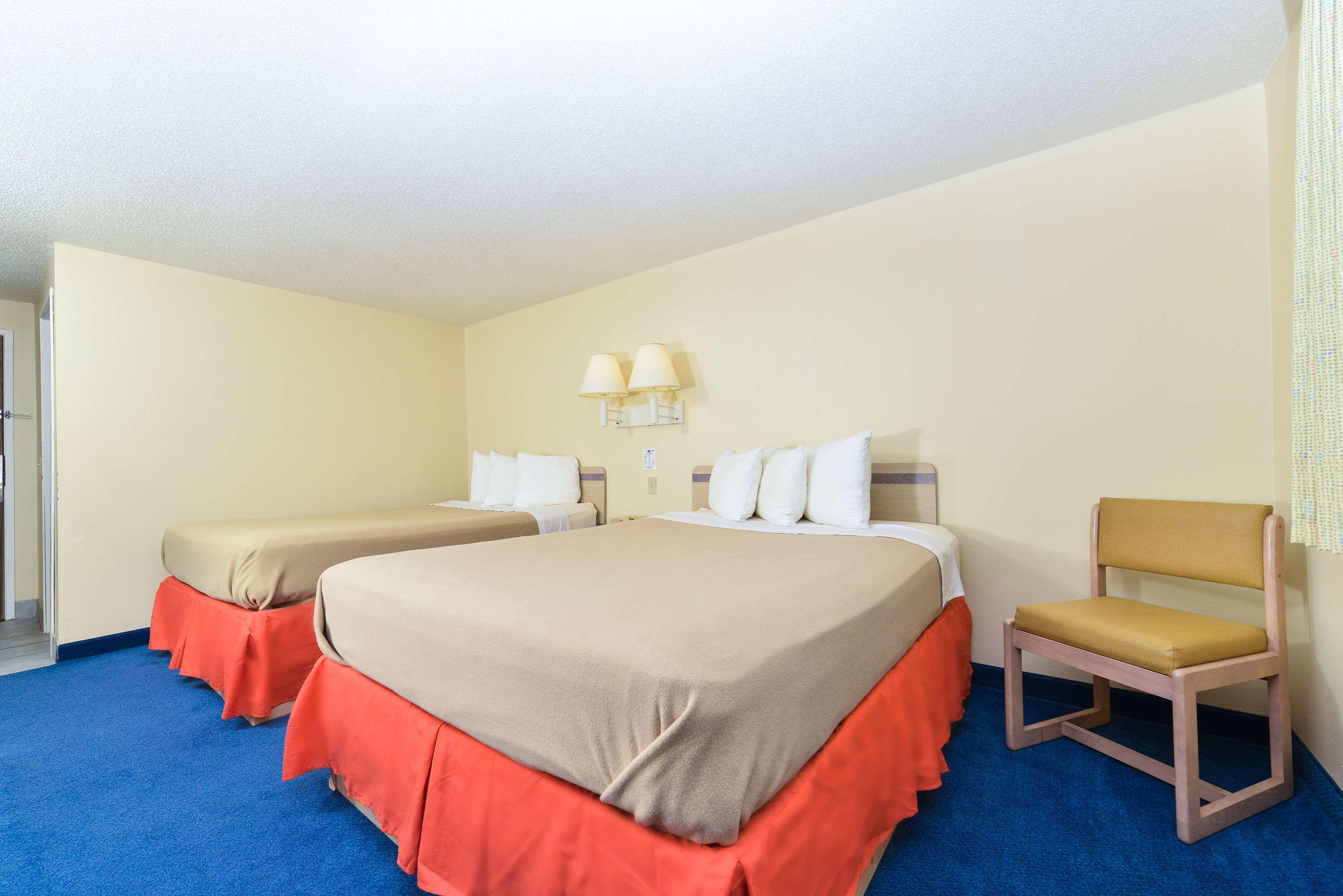 Americas Best Value Inn Jefferson City — photo 5