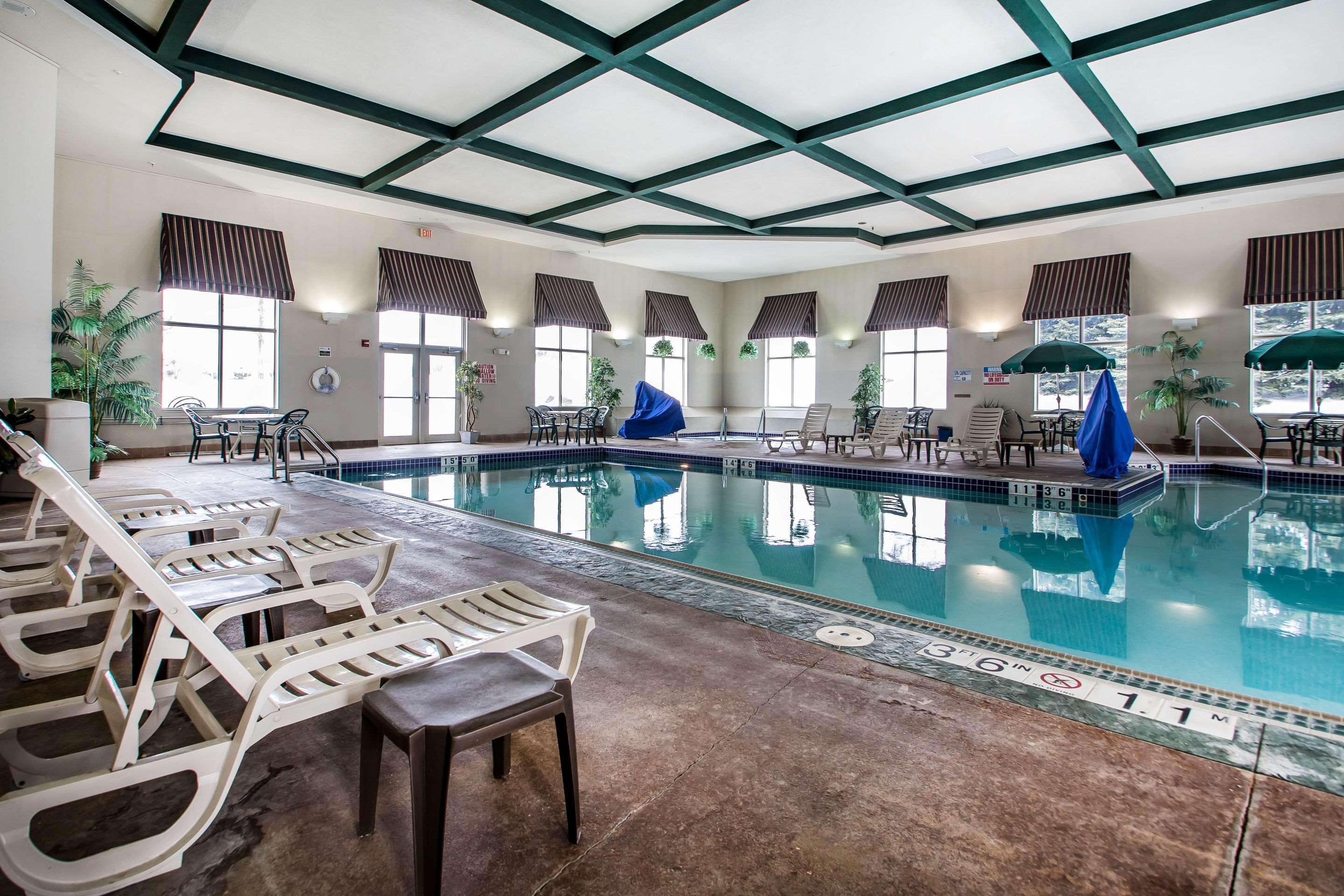 Comfort Suites Madison — photo 3