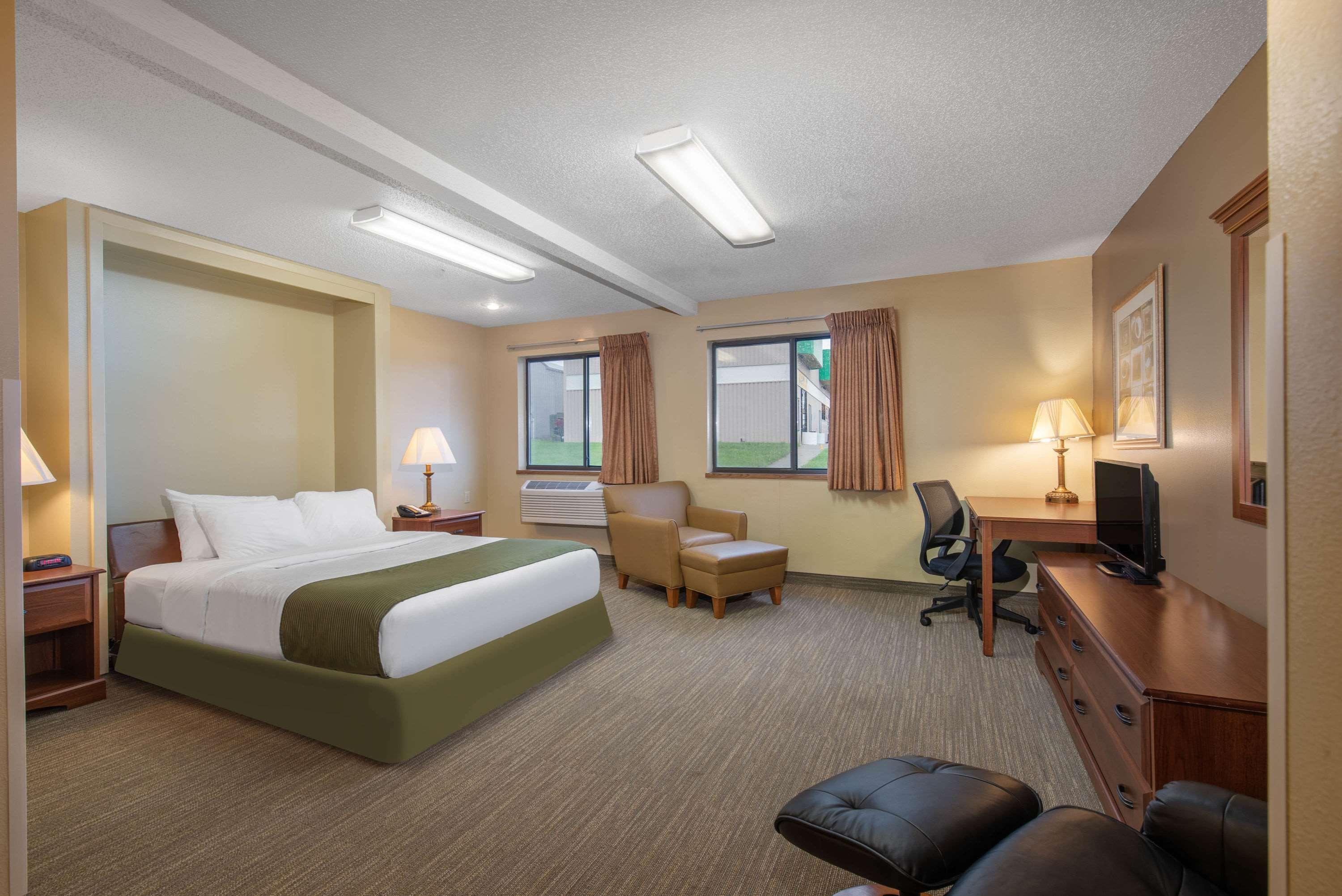 Days Inn Mitchell — photo 5