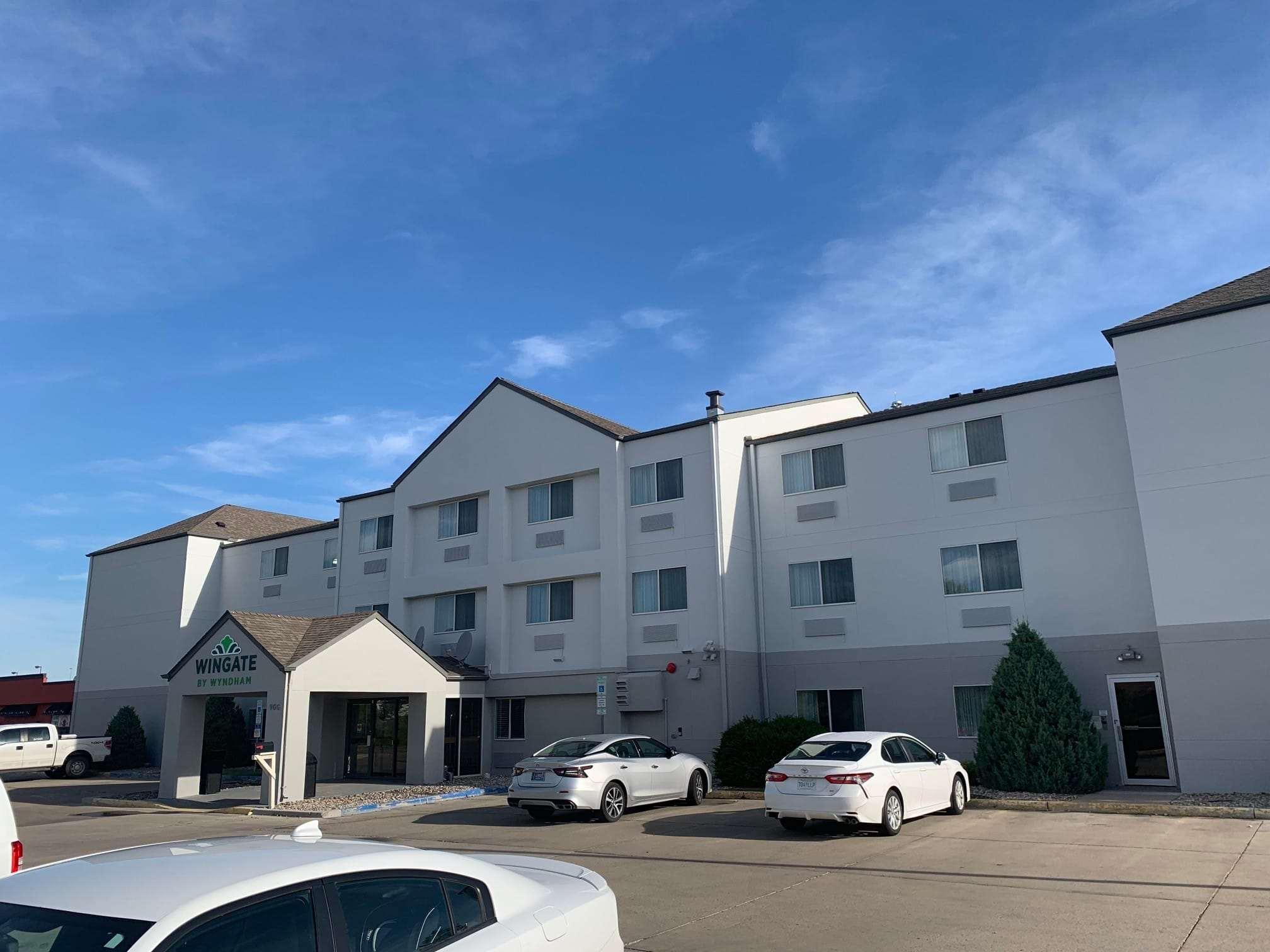 Wingate by Wyndham Minot — photo 5