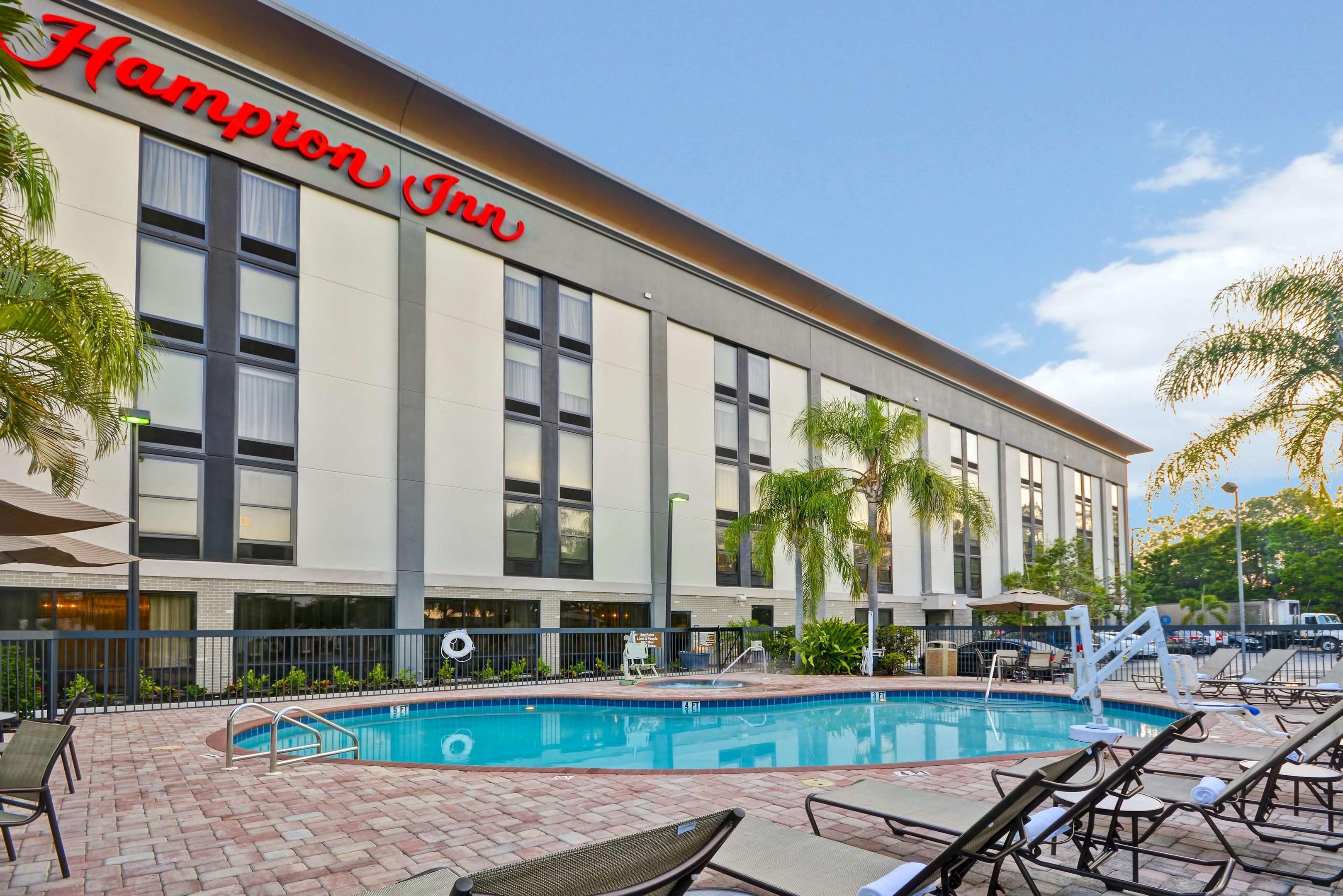 Hampton Inn Sarasota - I-75 Bee Ridge — photo 3