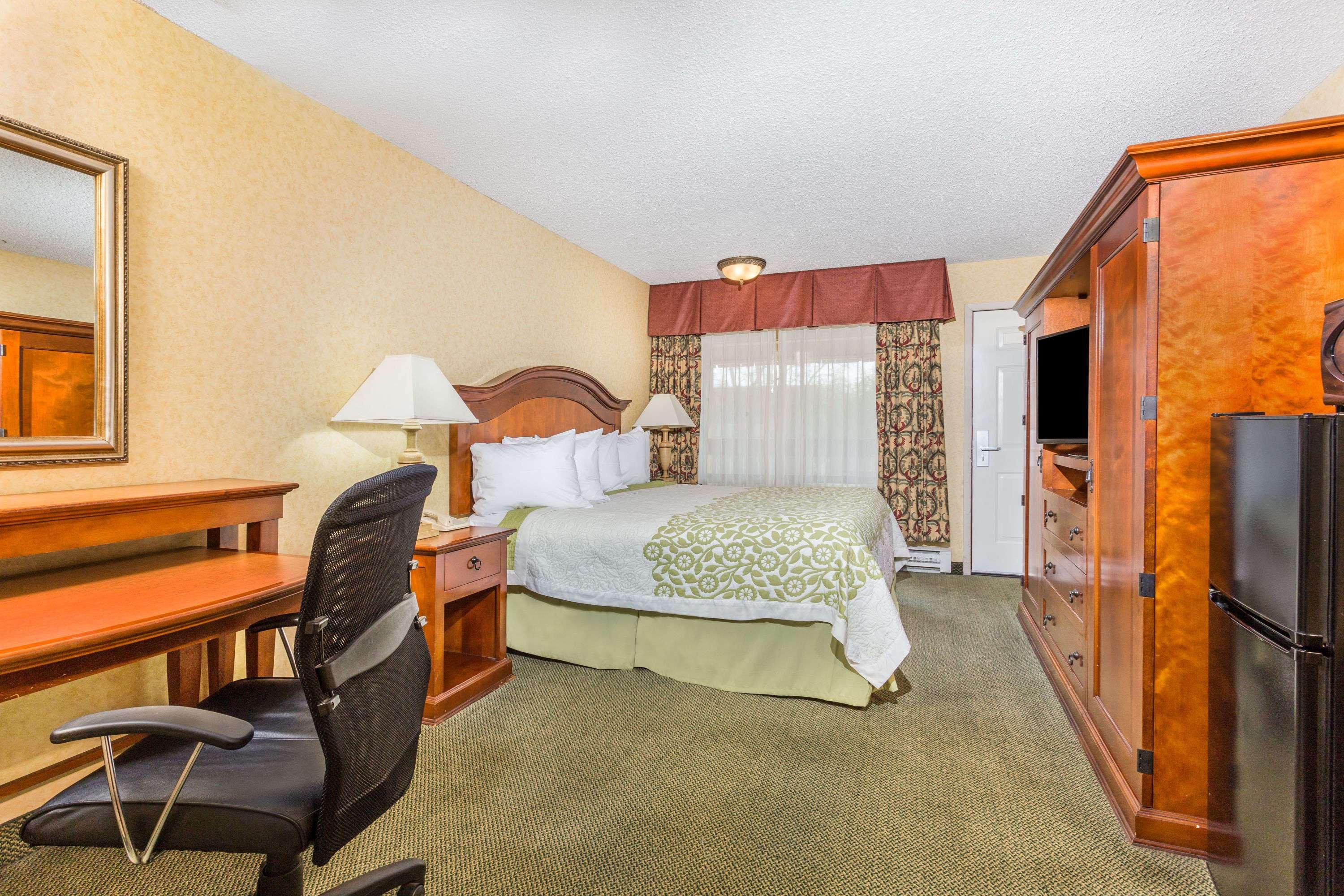 Days Inn Klamath Falls — photo 5