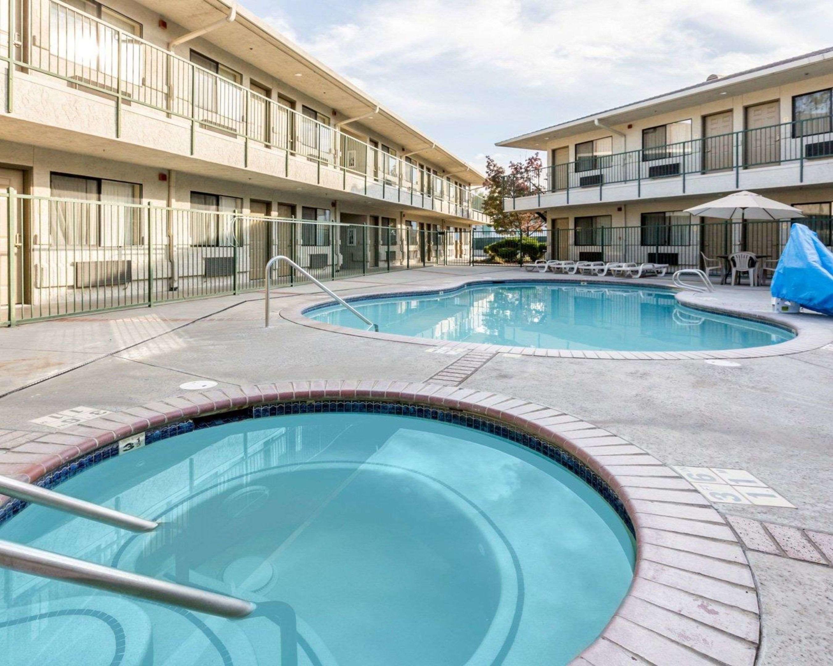 Comfort Inn Yosemite Area — photo 5