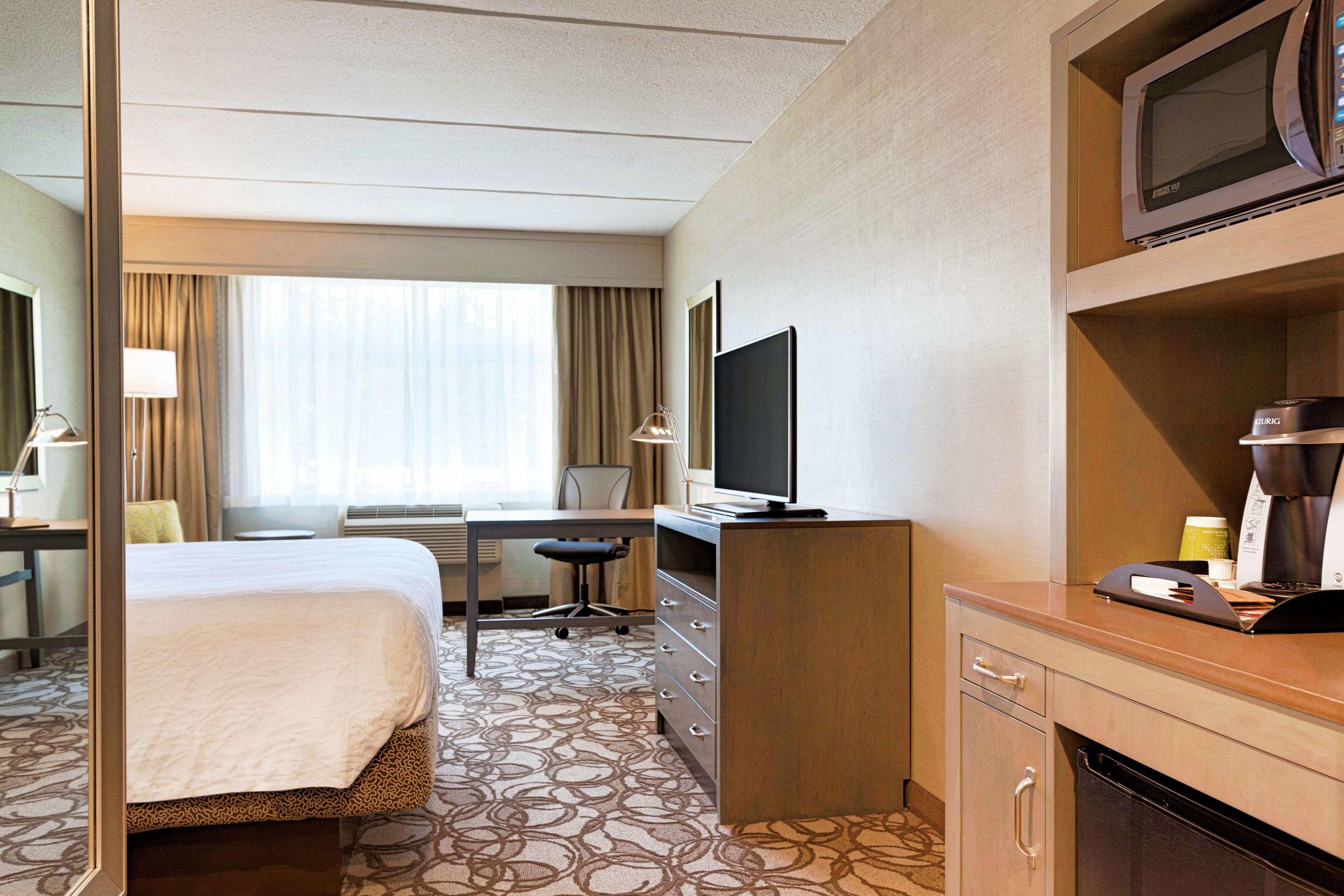Hilton Garden Inn Lenox Pittsfield — photo 4