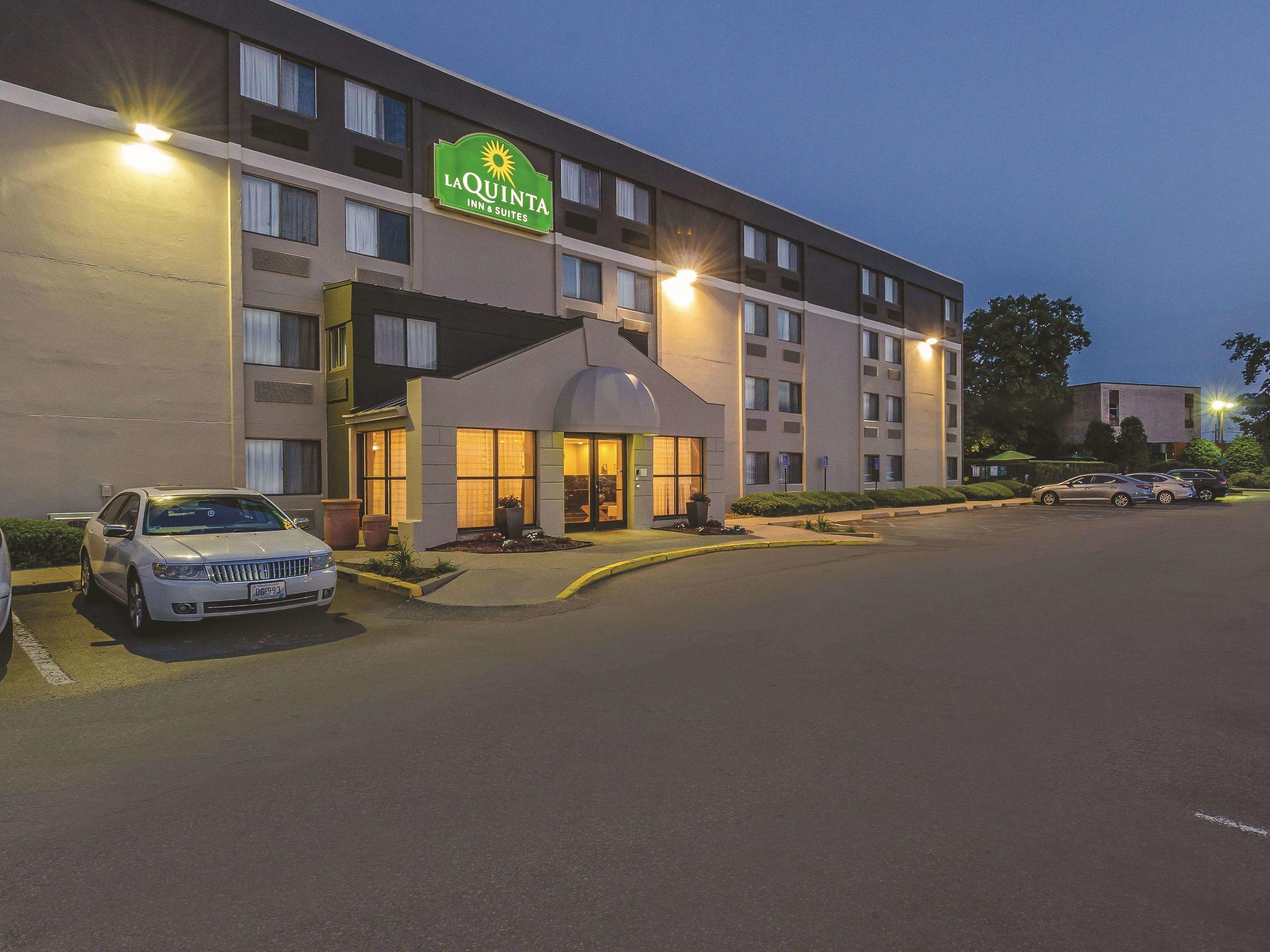 La Quinta Inn & Suites Warwick Providence Airport — photo 4