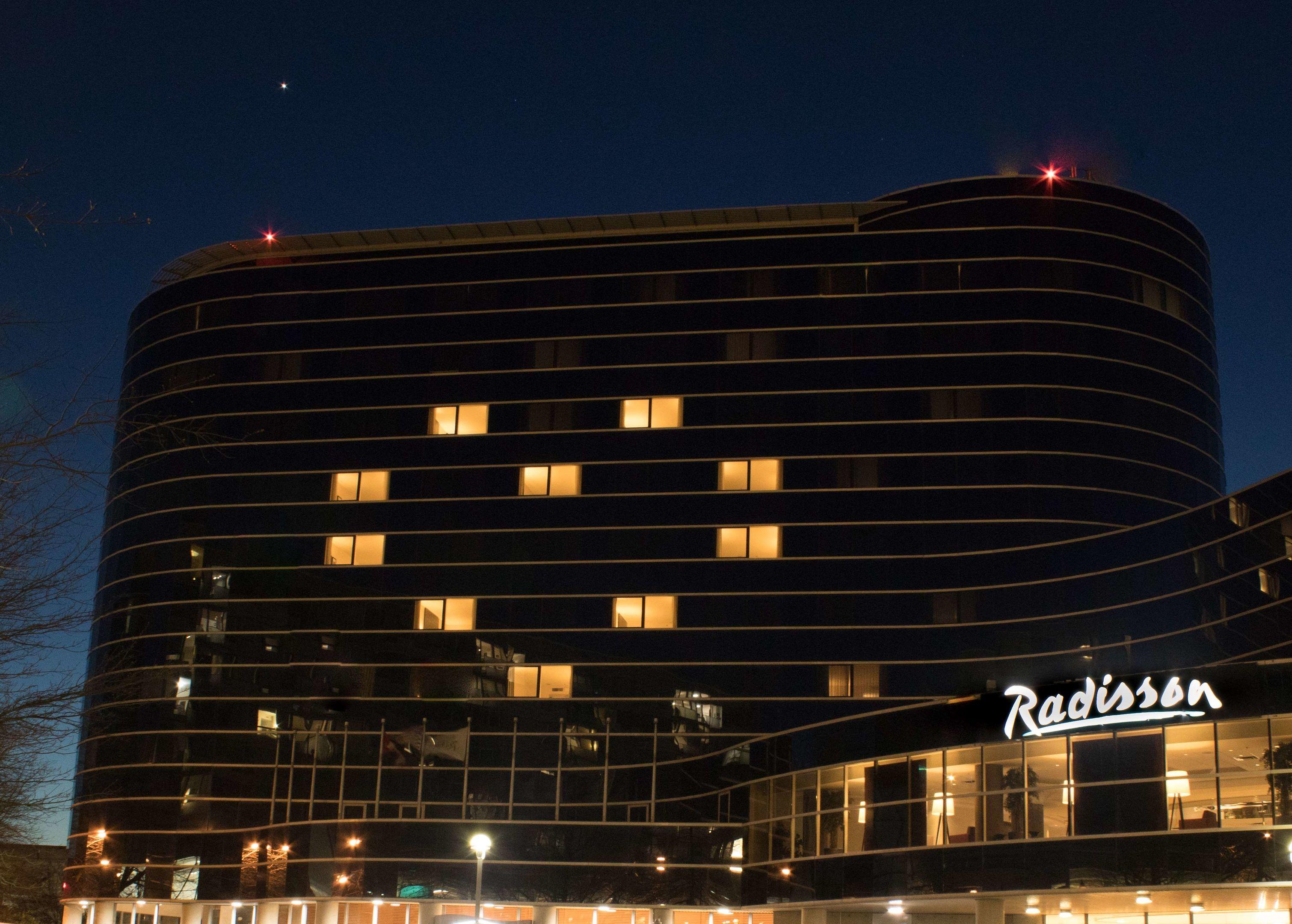 Radisson Hotel Vancouver Airport — photo 5