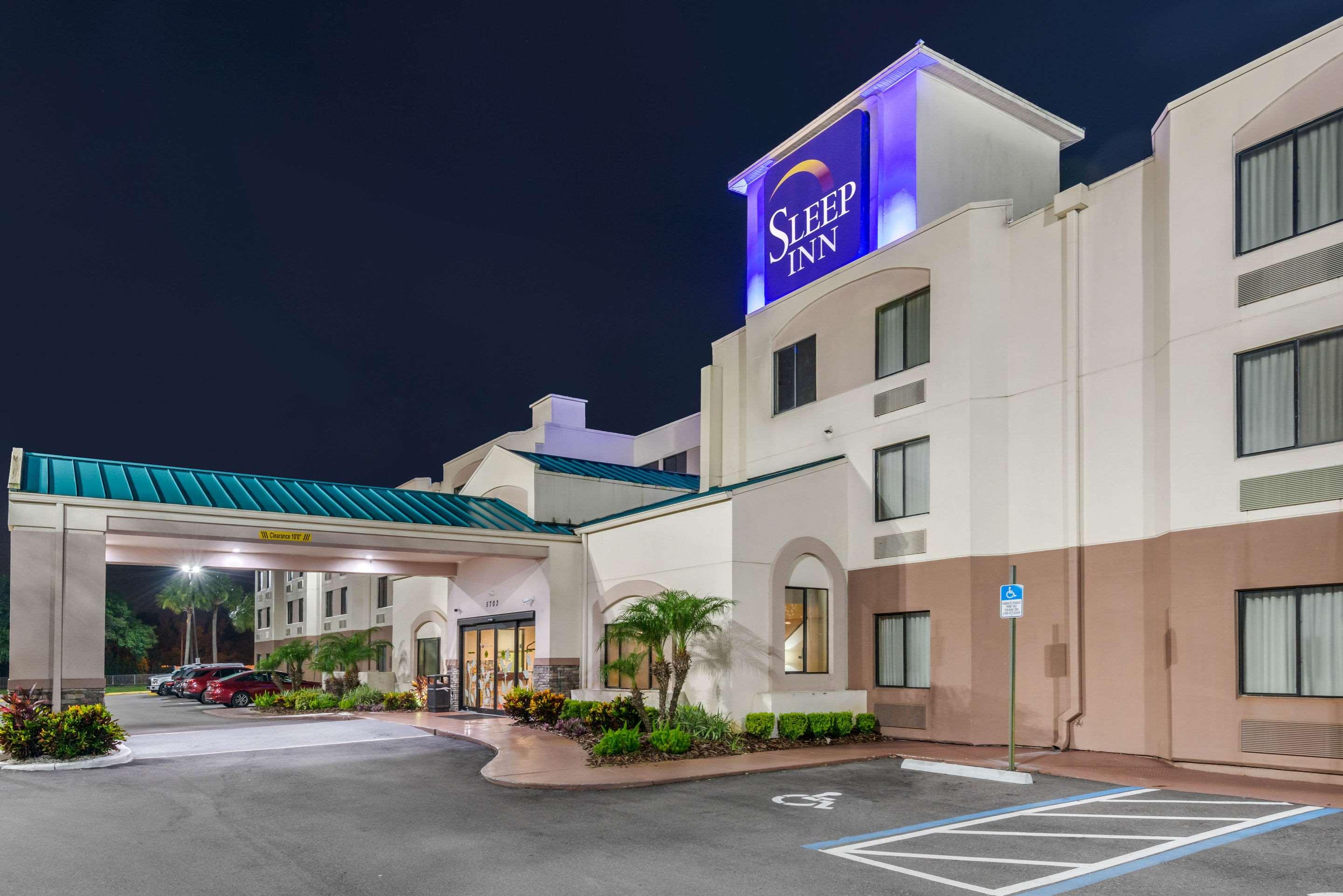 Sleep Inn — photo 4