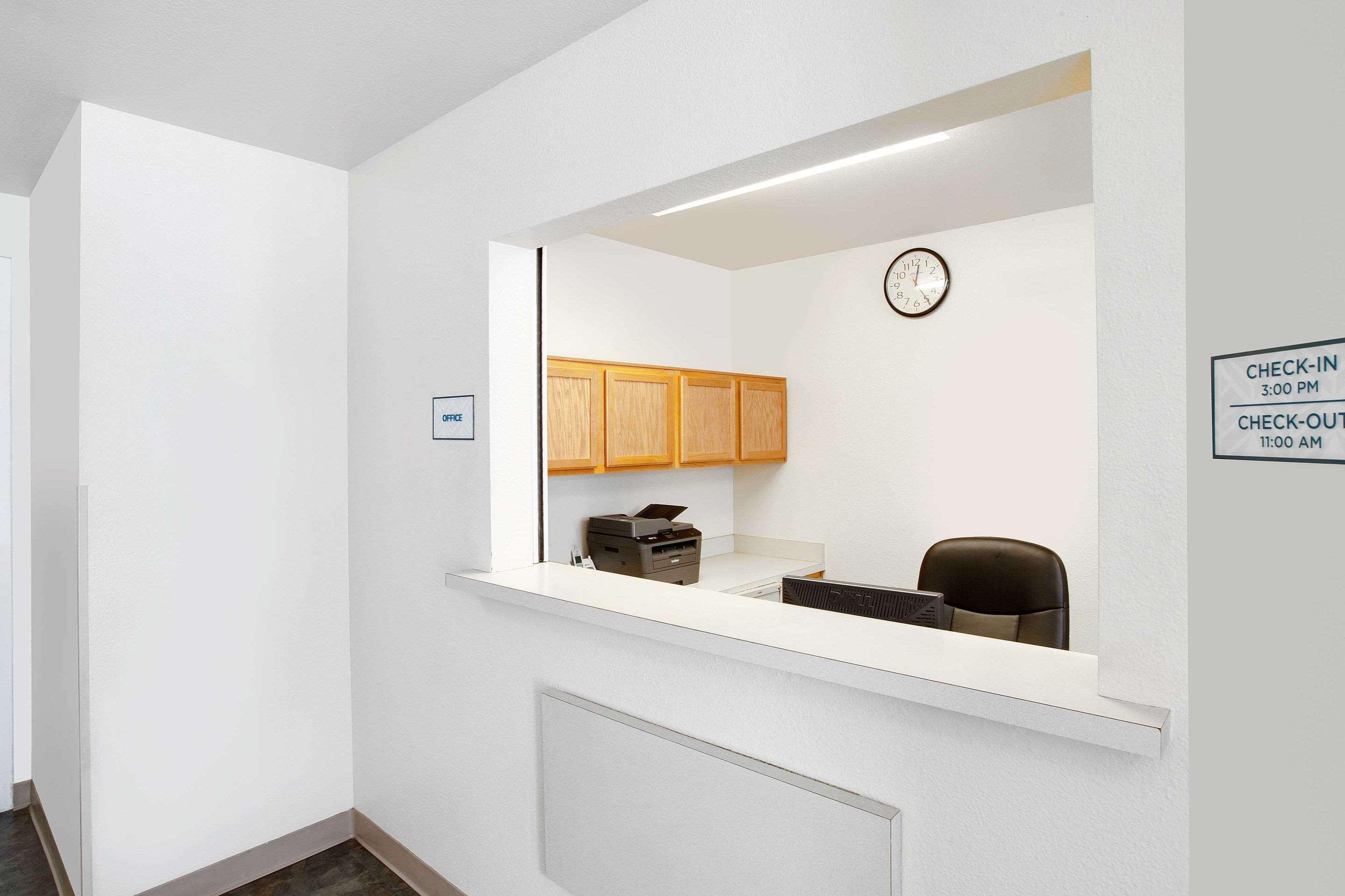 Value Place Dallas/Ft. Worth Tx (Denton) — photo 4