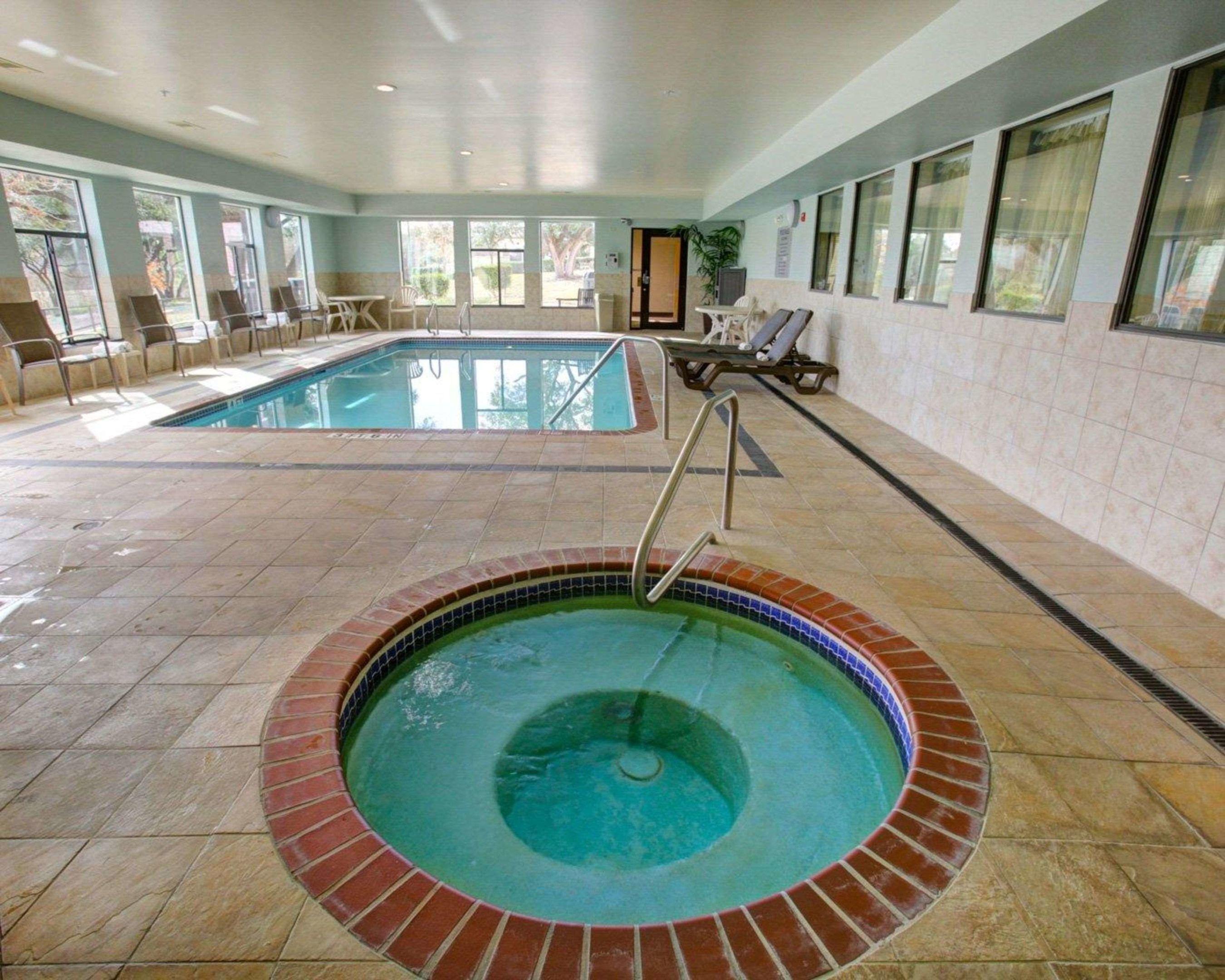 Comfort Suites Georgetown — photo 5