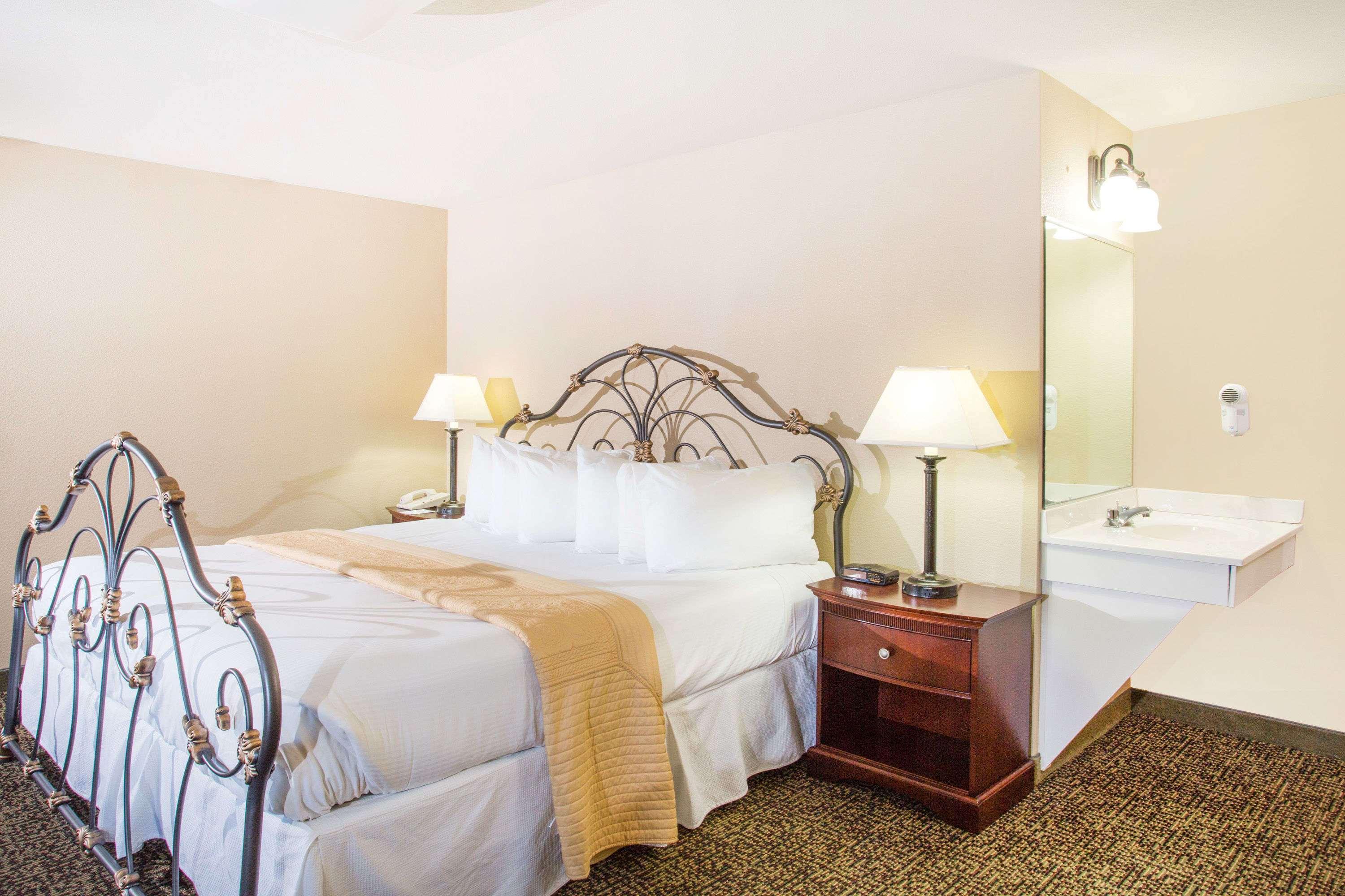 Ramada Hotel & Day Spa Galena — photo 5
