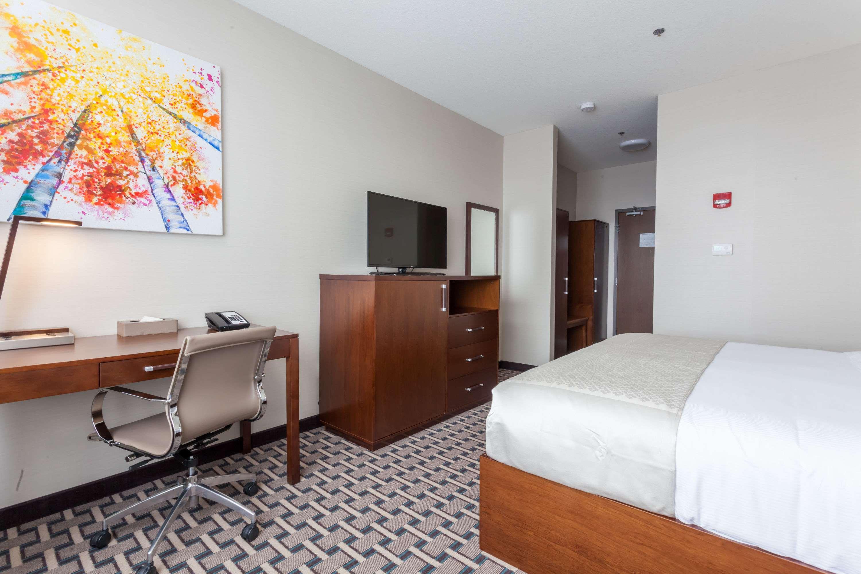 Wyndham Garden Edmonton Airport — photo 5