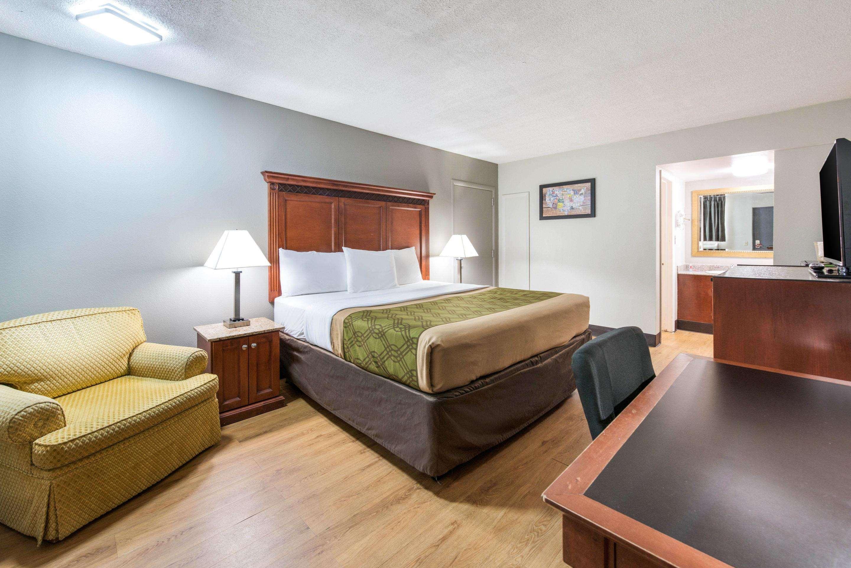 Econo Lodge Saint Joseph — photo 4