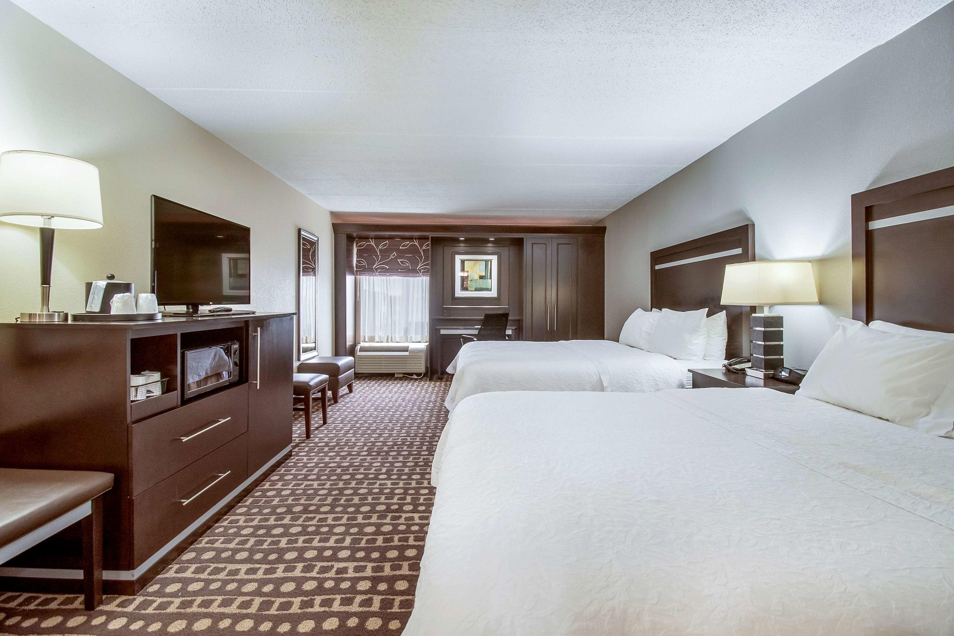 Hampton Inn Columbus West — photo 4