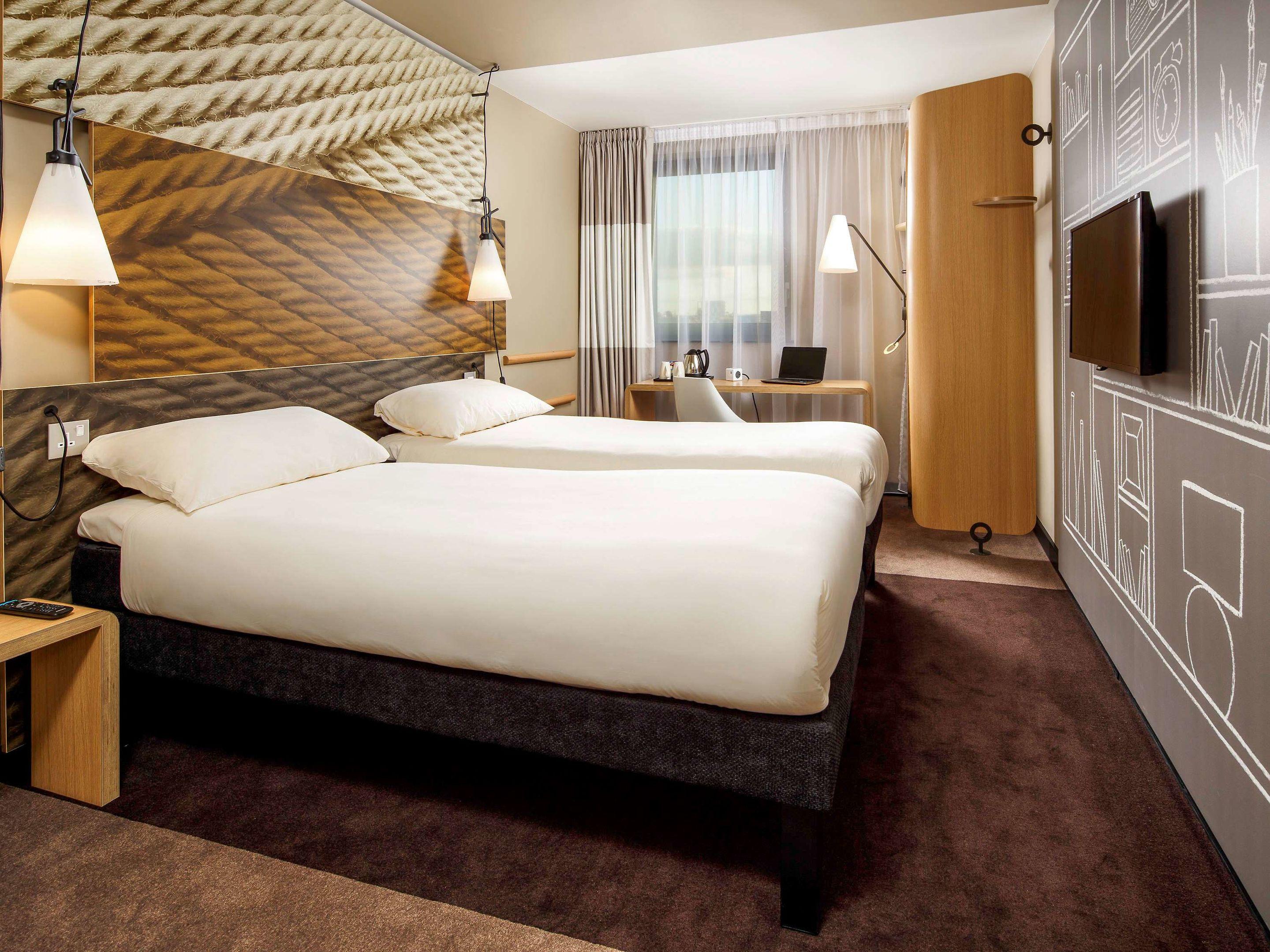 ibis Cambridge Central Station Hotel — photo 4