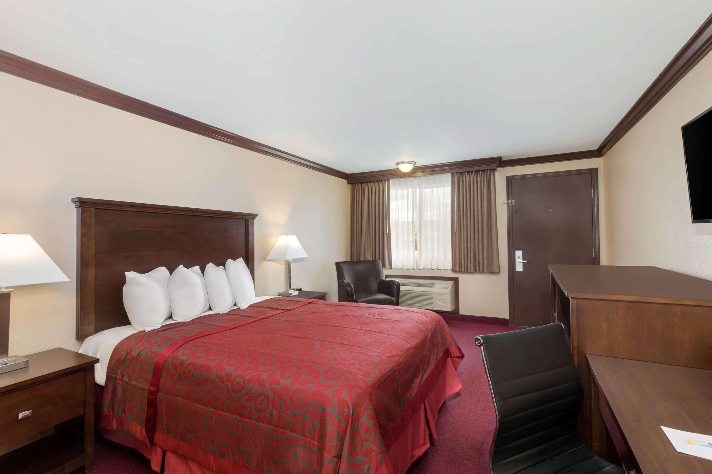 Days Inn Seattle Auburn/Federal Way — photo 5