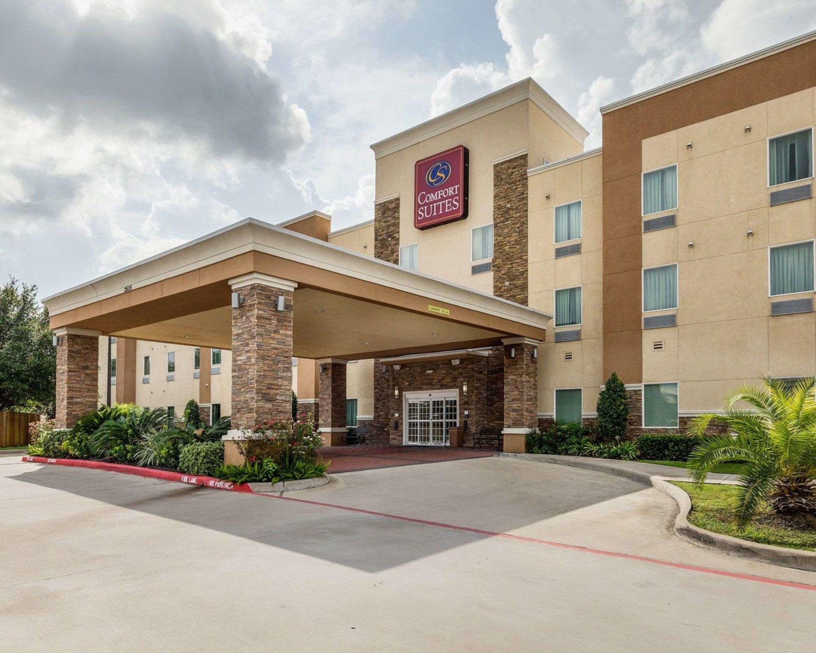 Comfort Suites at Katy Mills — photo 4