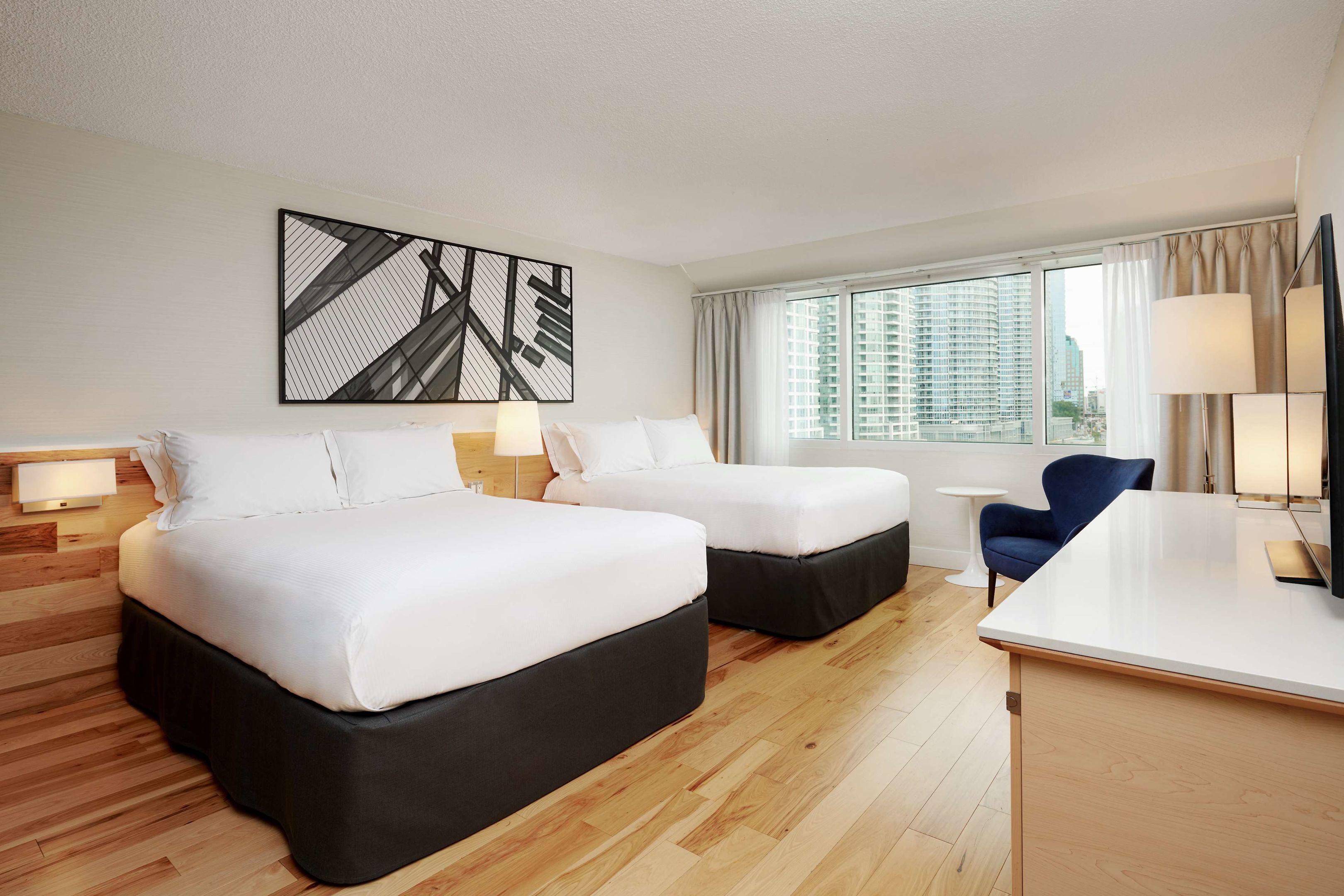 Radisson Admiral Toronto Harbourfront — photo 5
