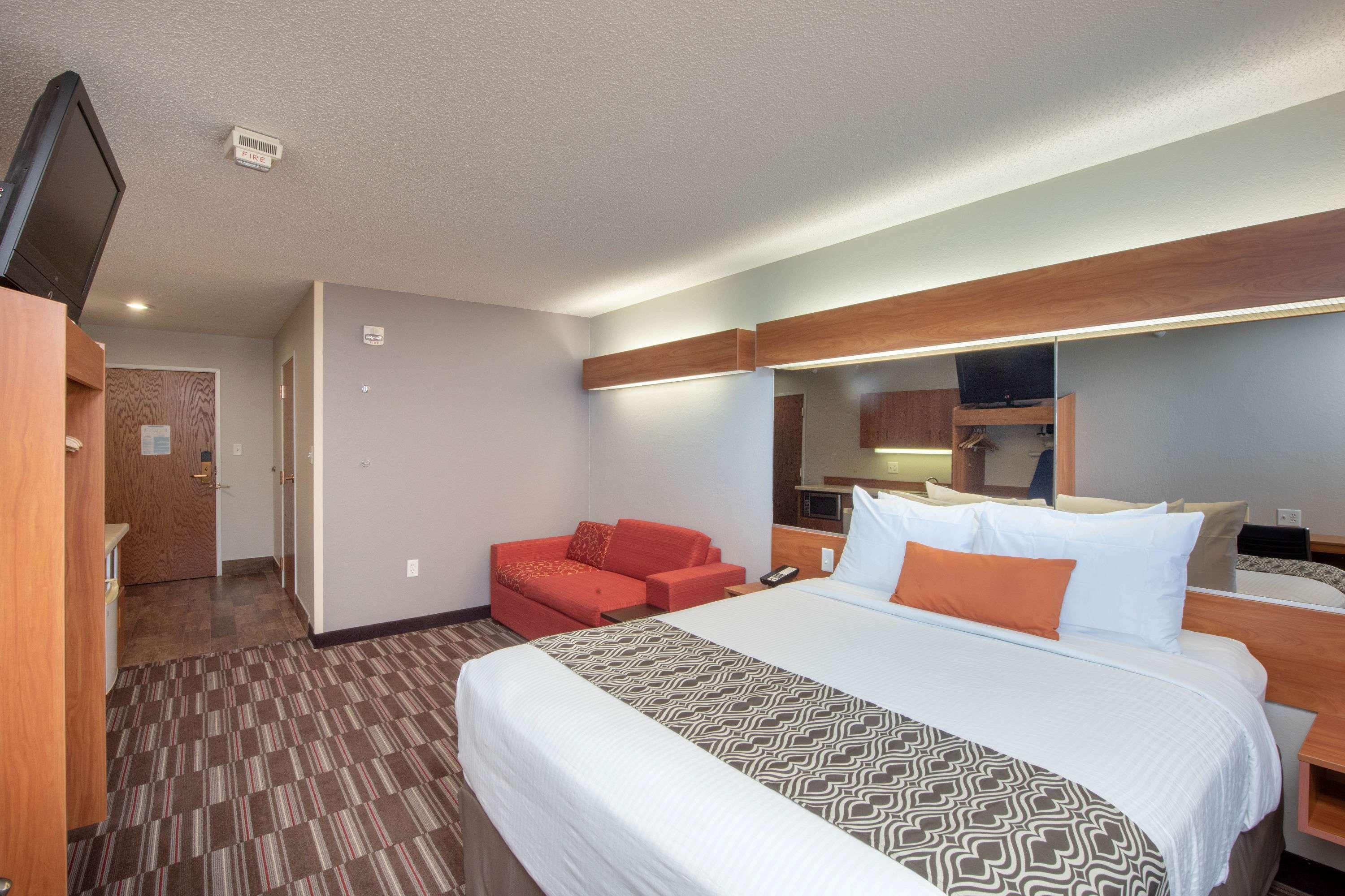 Microtel Inn & Suites by Wyndham Springfield — photo 3