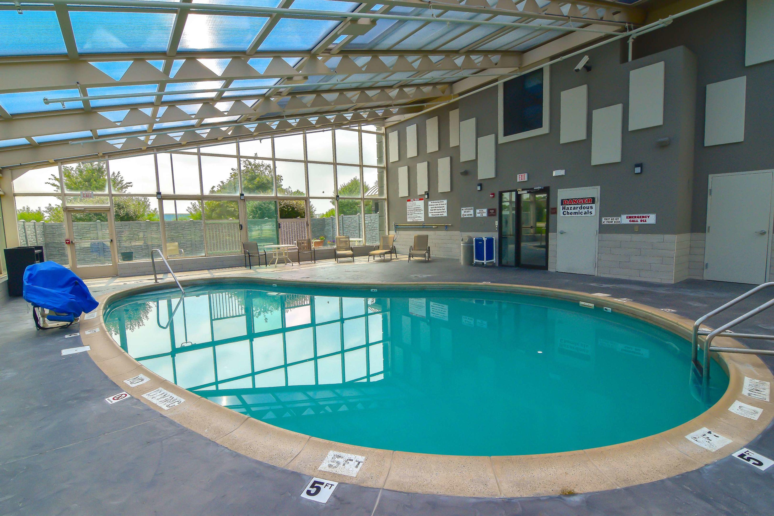 Best Western Plus Lafayette Hotel University Area — photo 4