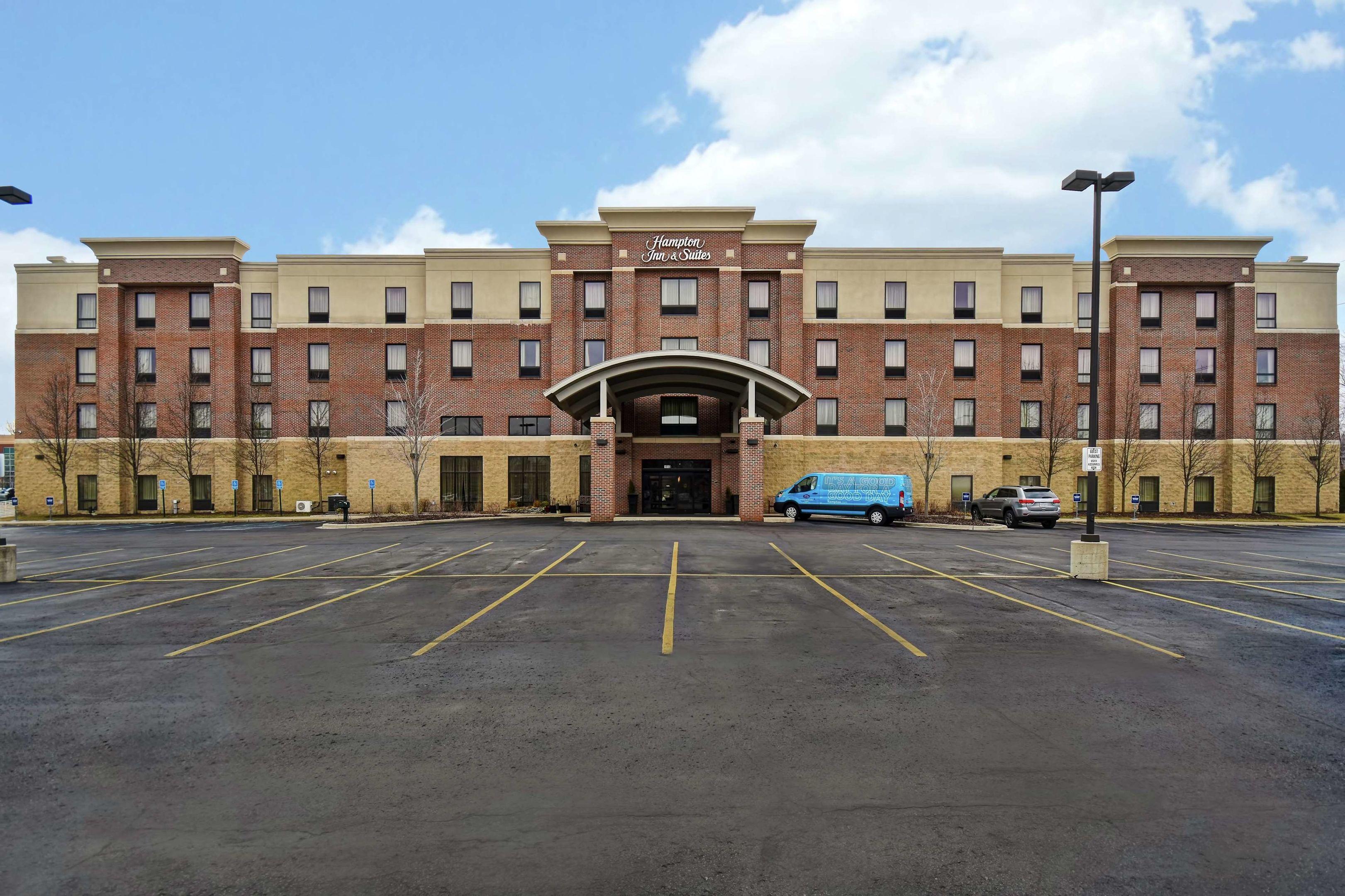 Hampton Inn & Suites Detroit-Canton — photo 4