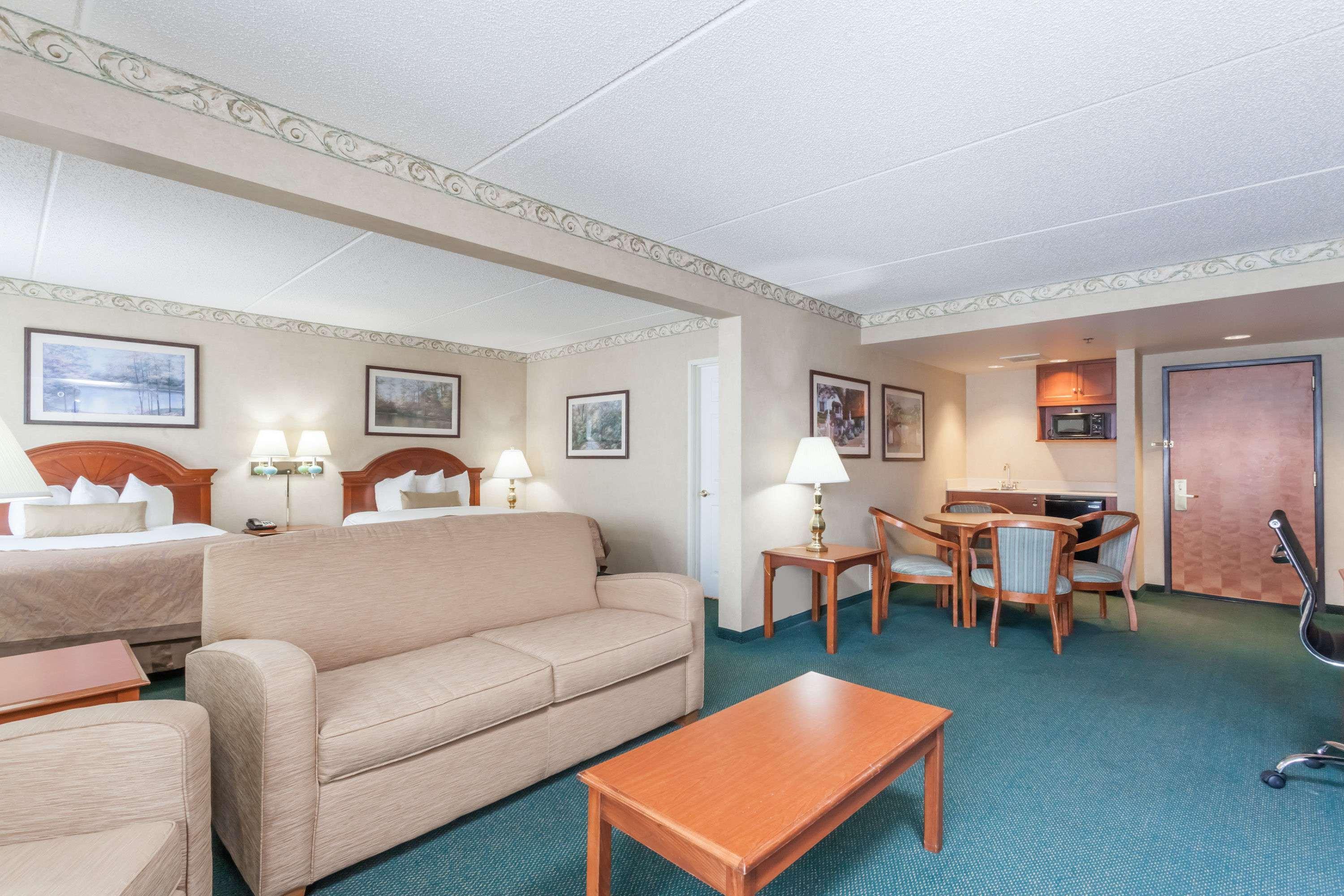 Wingate by Wyndham Vineland/Millville — photo 4