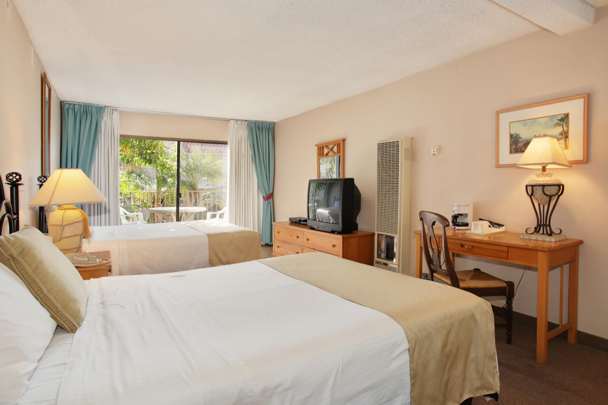 Oceanside Marina Suites — photo 4