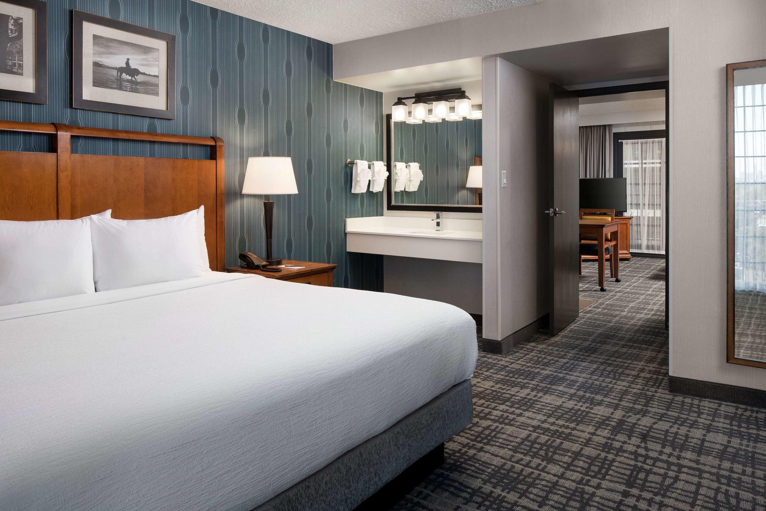 Embassy Suites Austin Central — photo 5