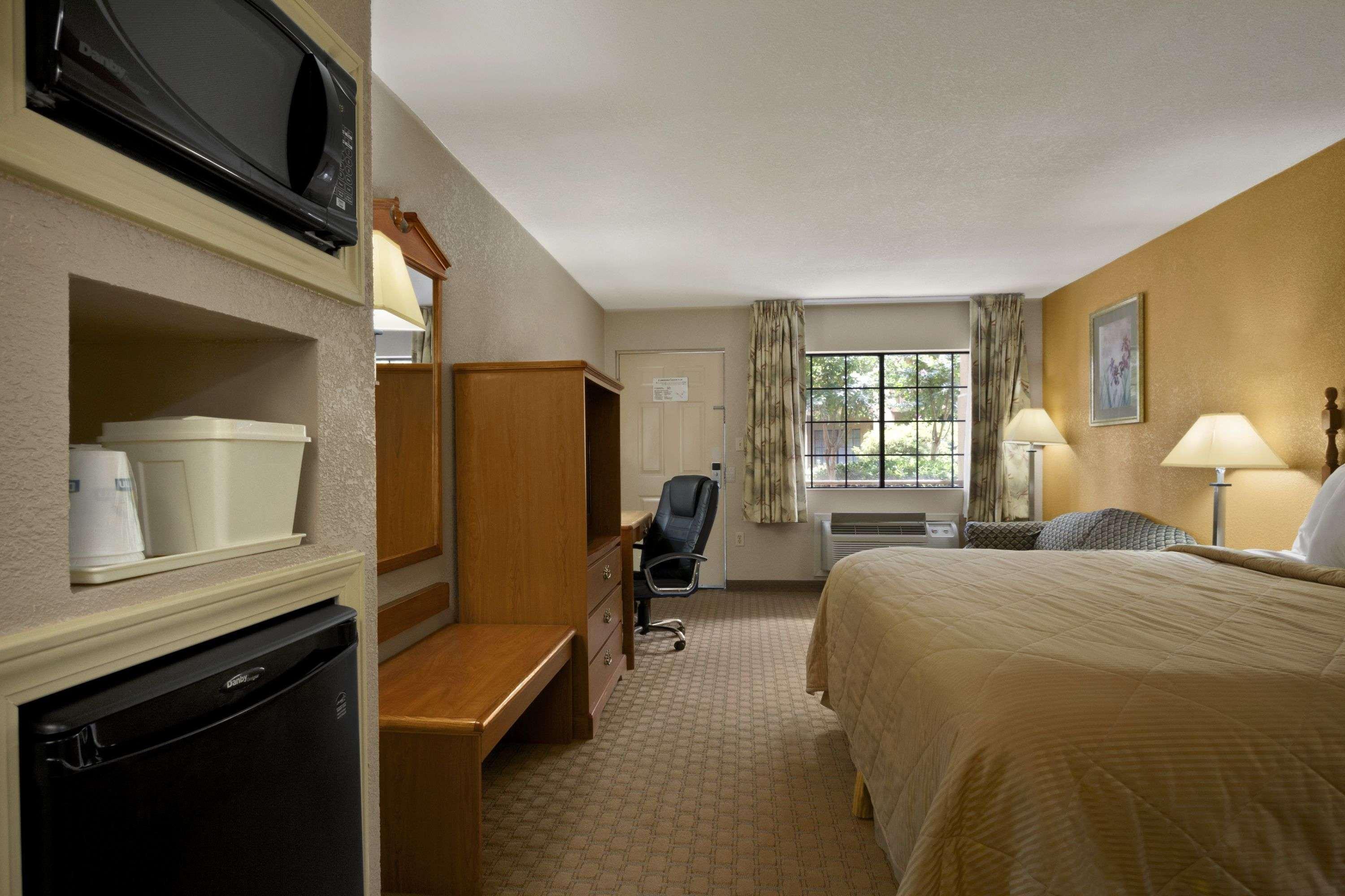 Days Inn Southaven — photo 4