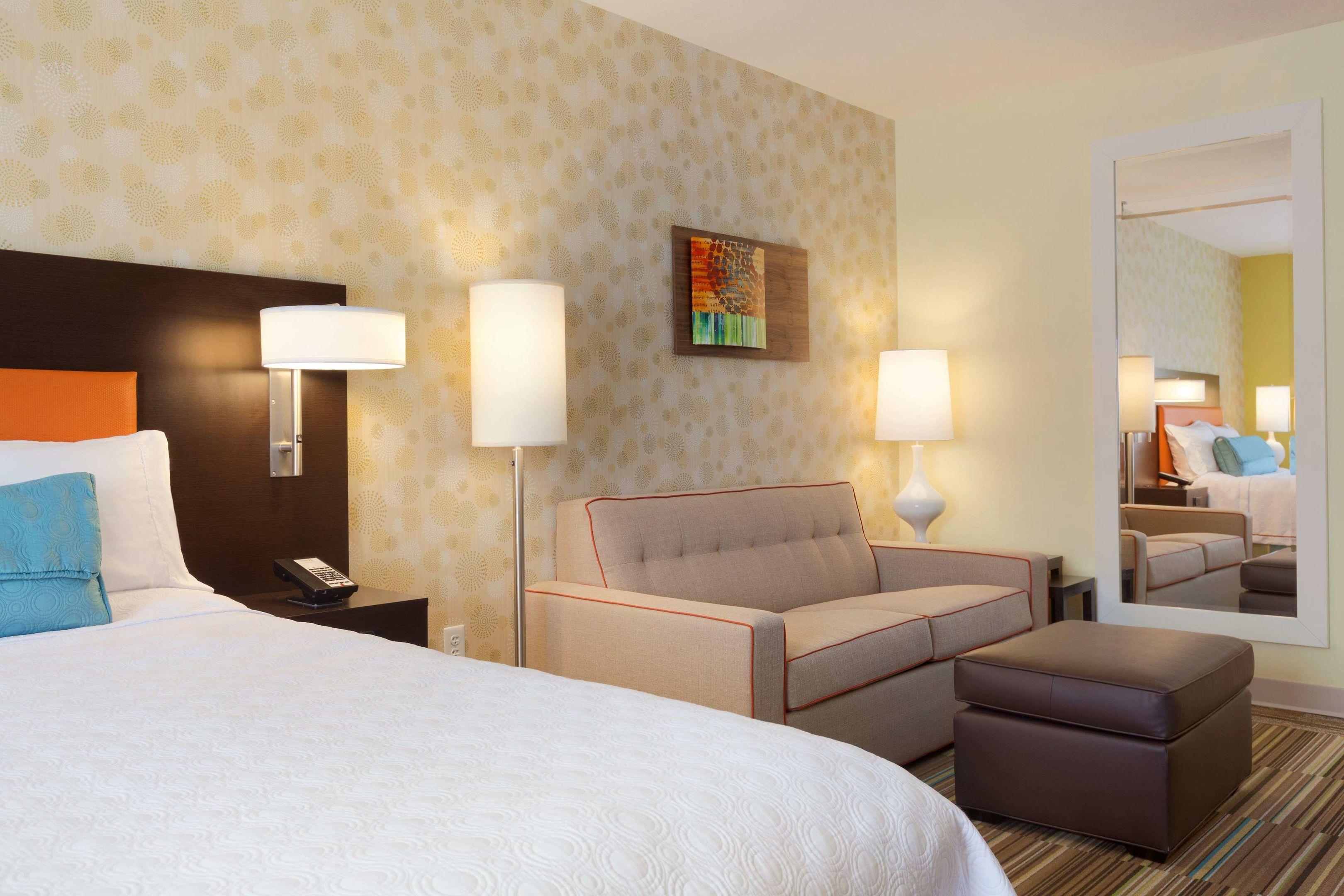 Home2 Suites by Hilton Champaign / Urbana — photo 4