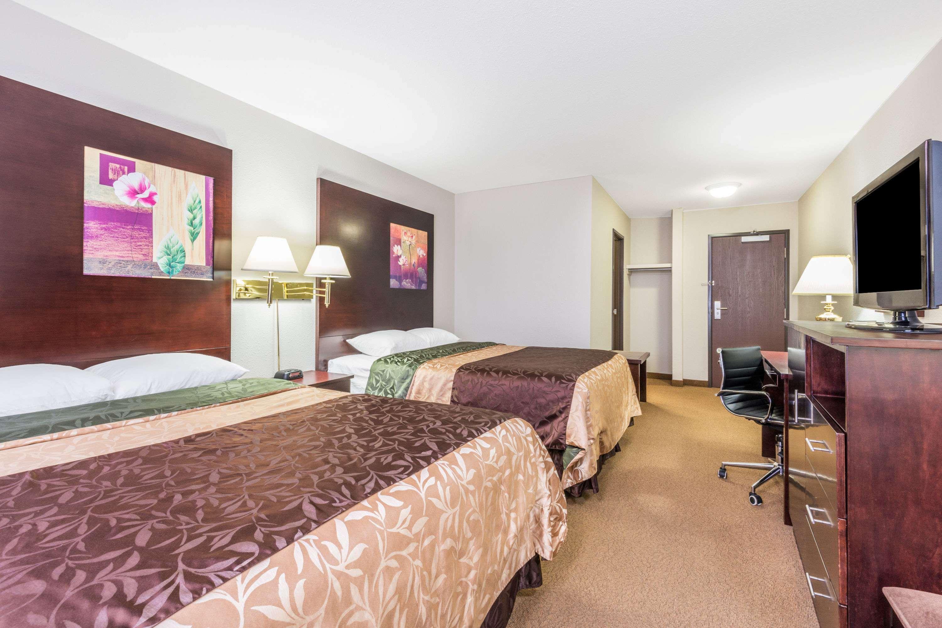Super 8 by Wyndham Innisfail — photo 4