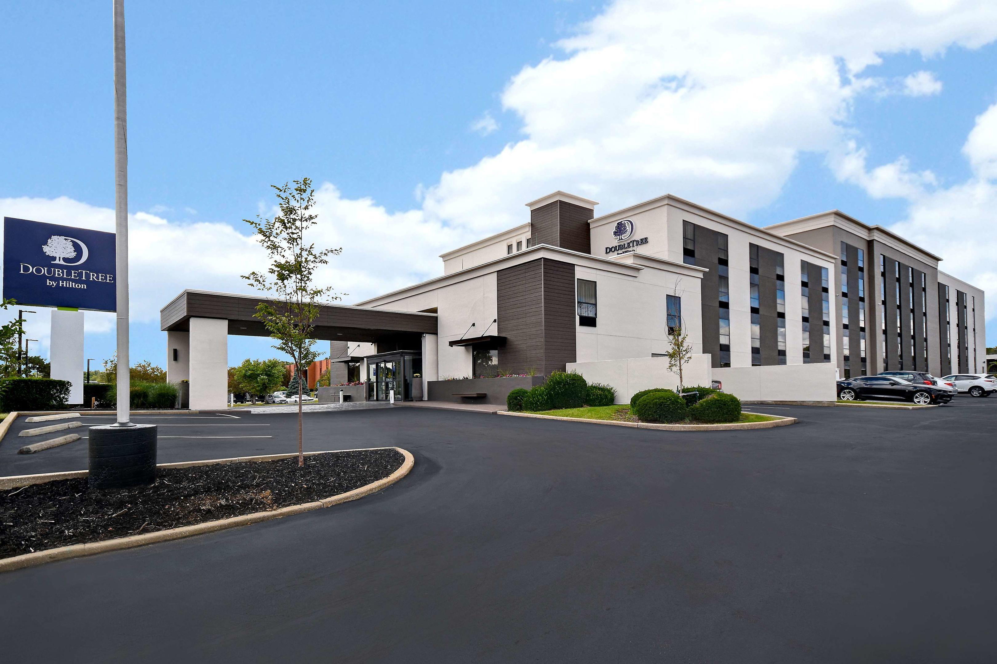 DoubleTree by Hilton St. Louis Airport — photo 4