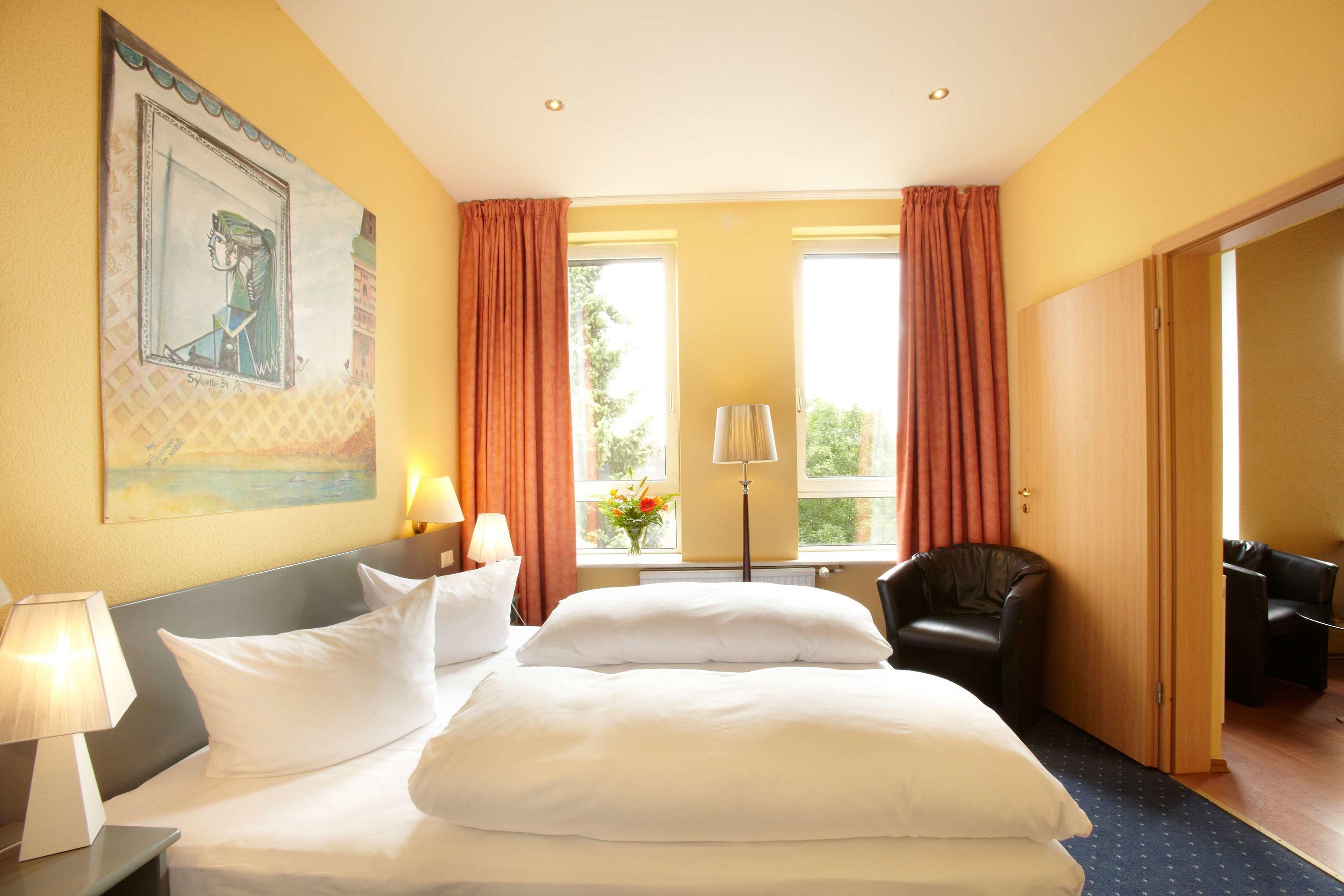 Hotel City Kiel By Premiere Classe — photo 5