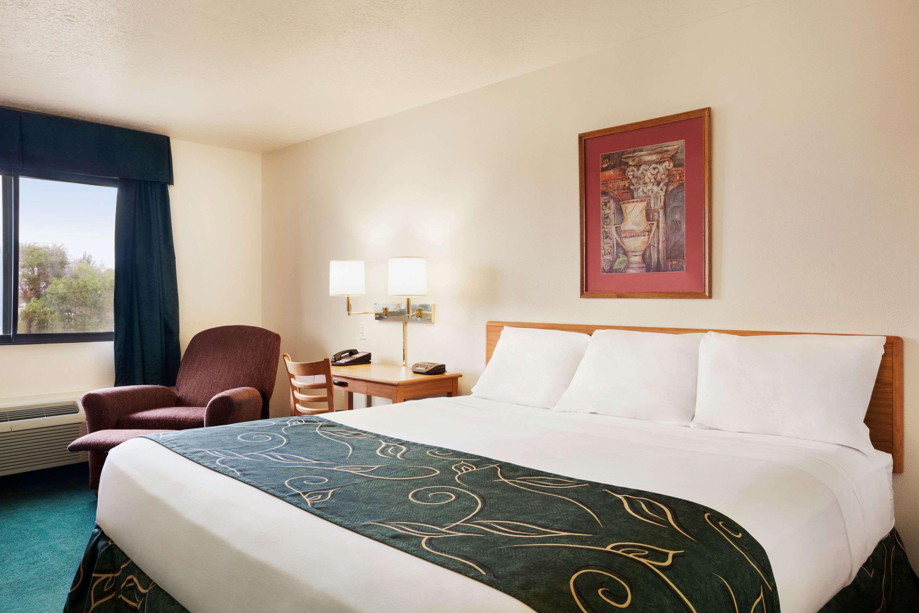 Travelodge by Wyndham Vaughn — photo 5