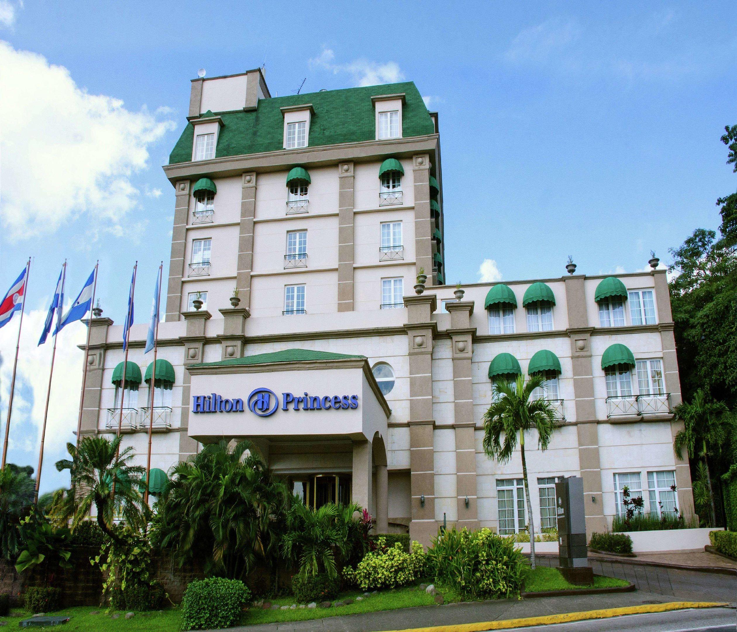 Hilton Princess — photo 4