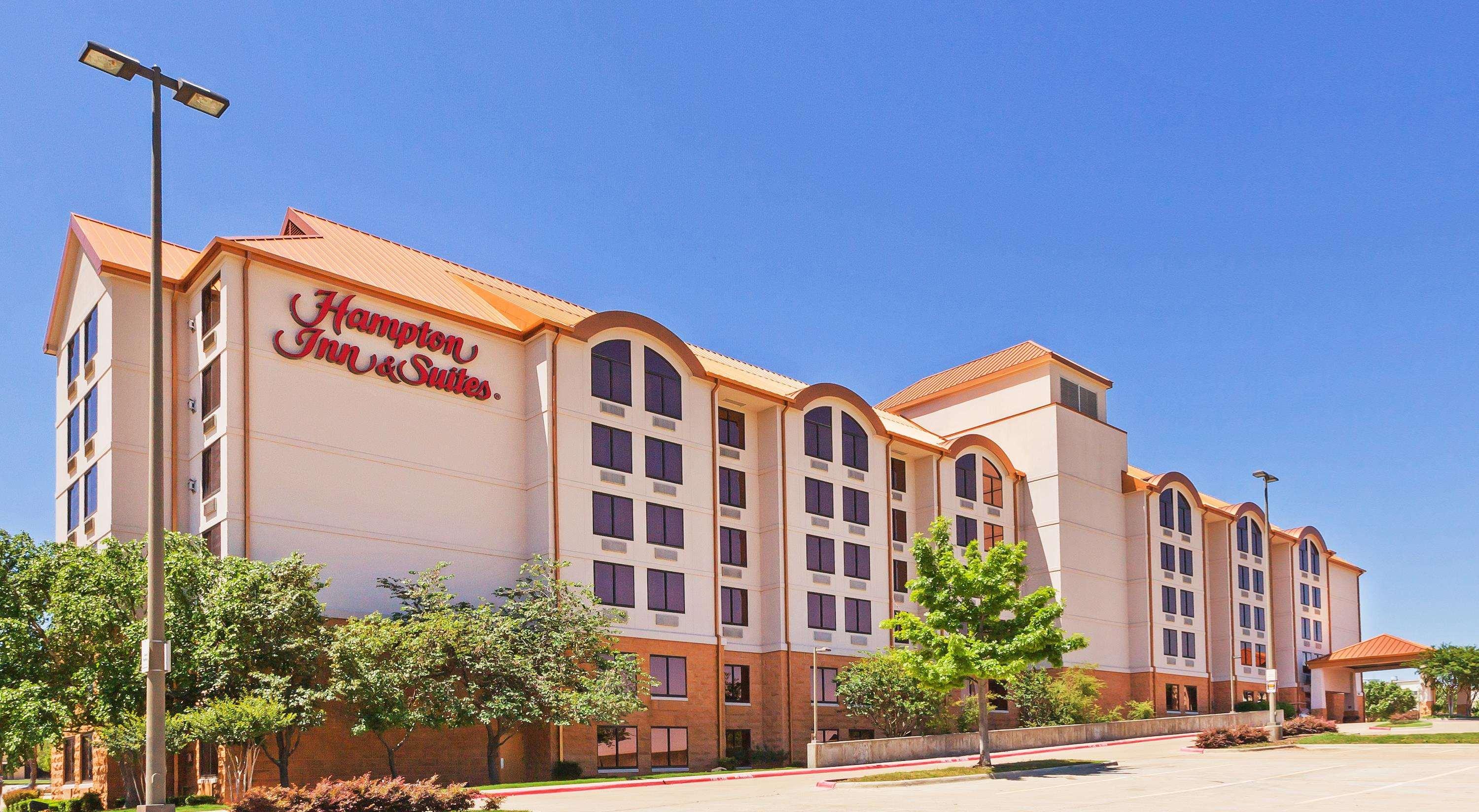 Hampton Inn & Suites Dallas-Mesquite — photo 3