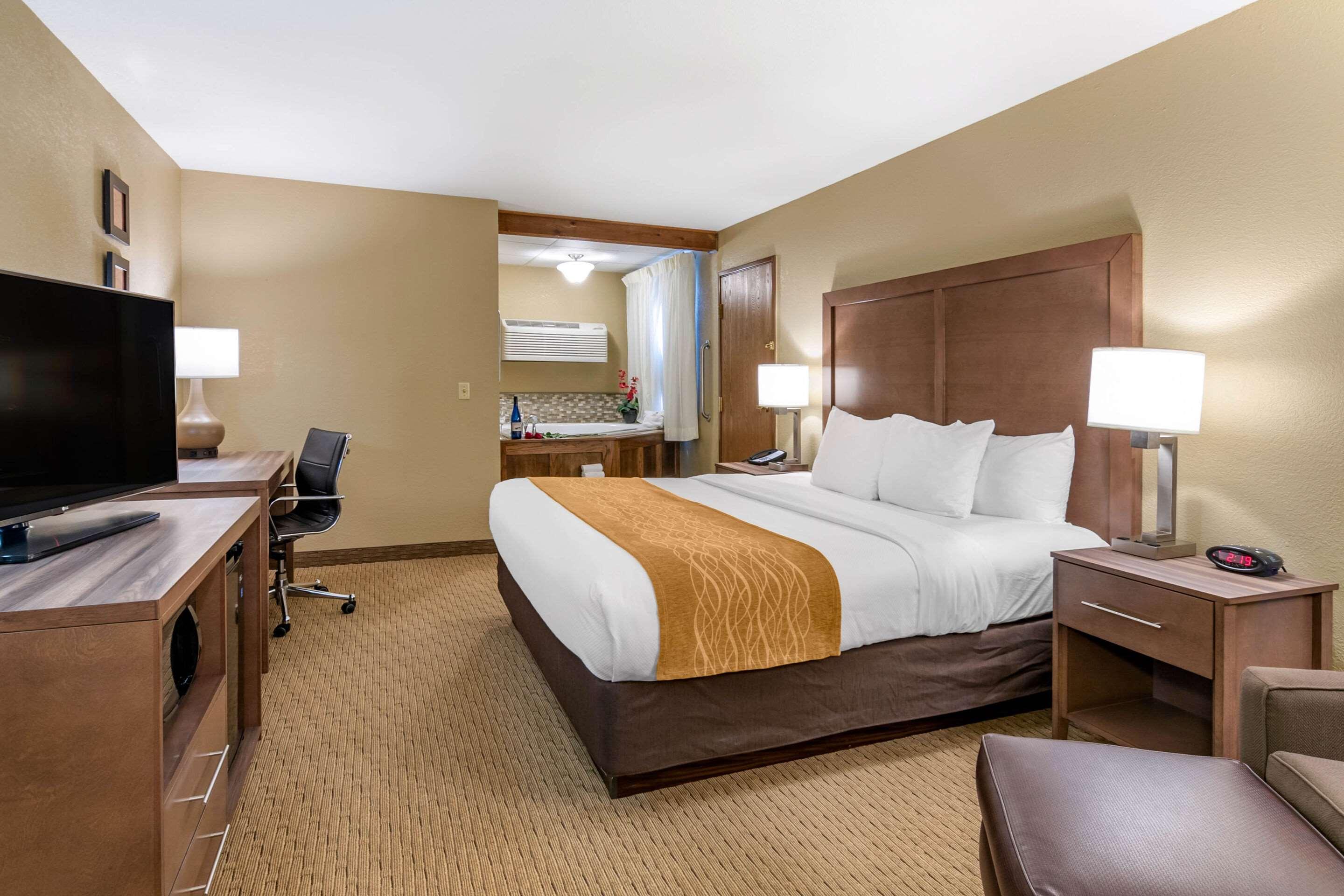 Comfort Inn Sedalia Station — photo 5
