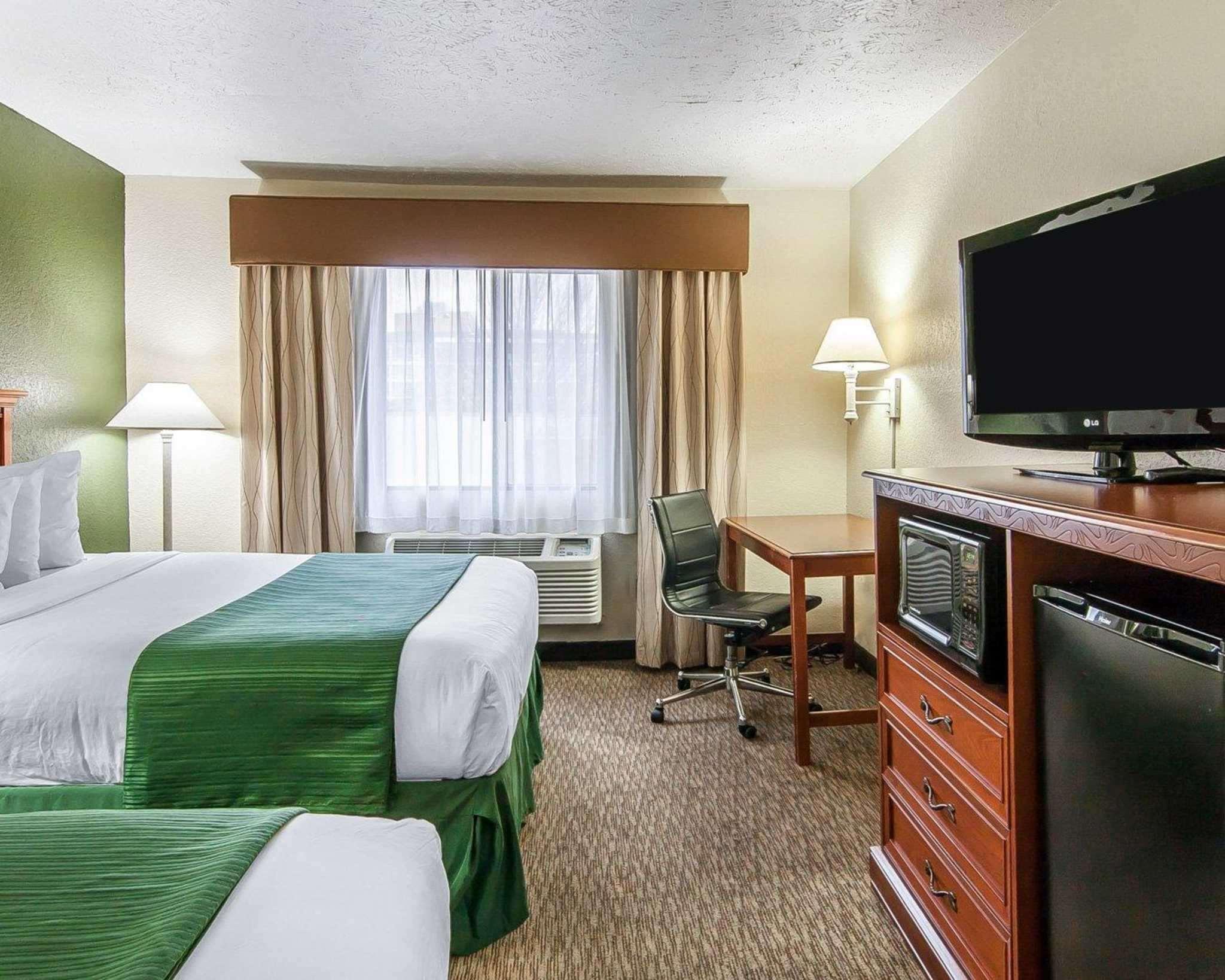 Quality Inn Downtown Convention Center — photo 5