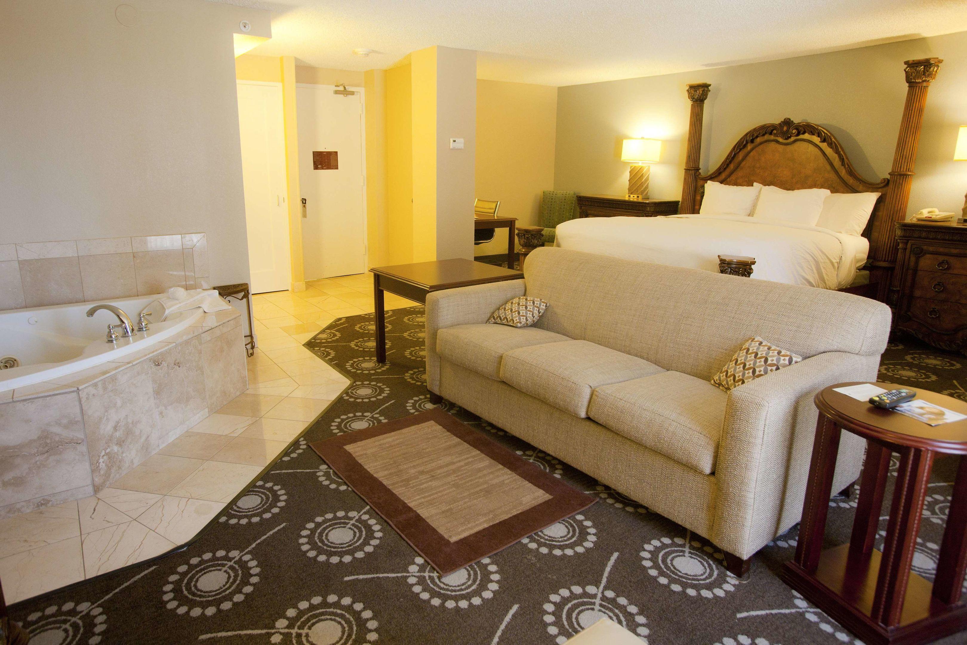 DoubleTree Midland Plaza — photo 5