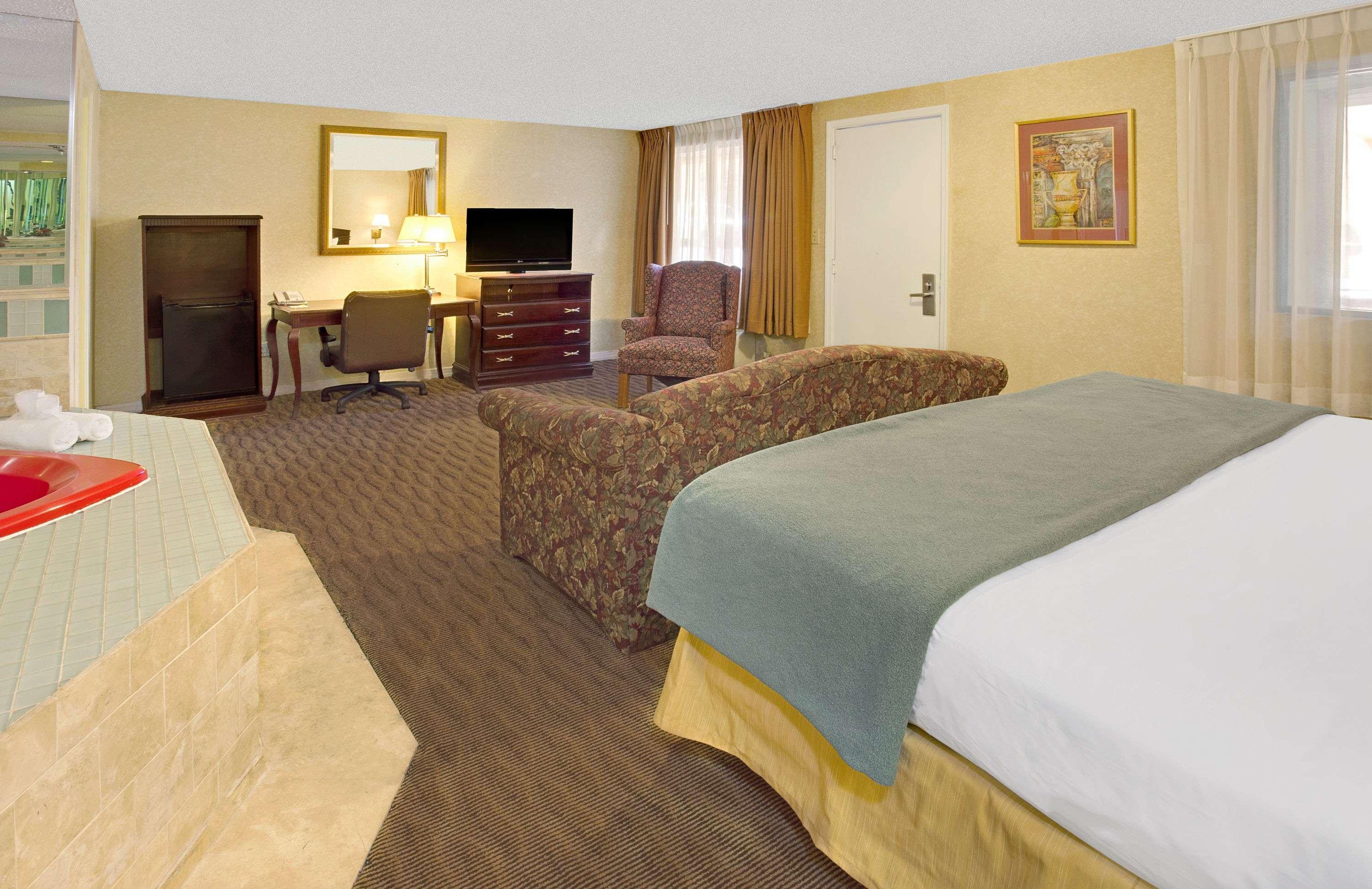Days Inn Silver Spring — photo 4