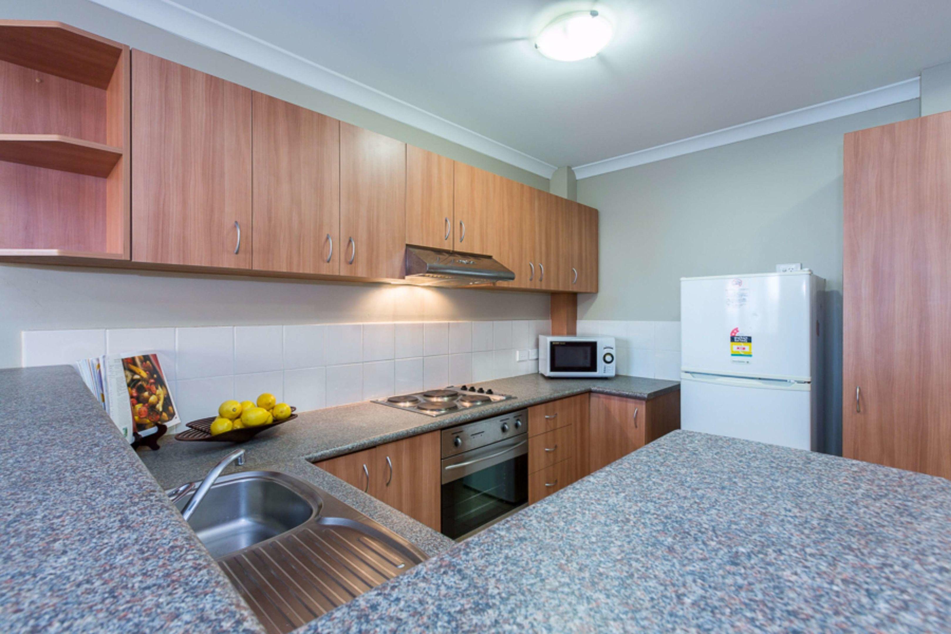 Mont Clare Boutique Apartments — photo 5