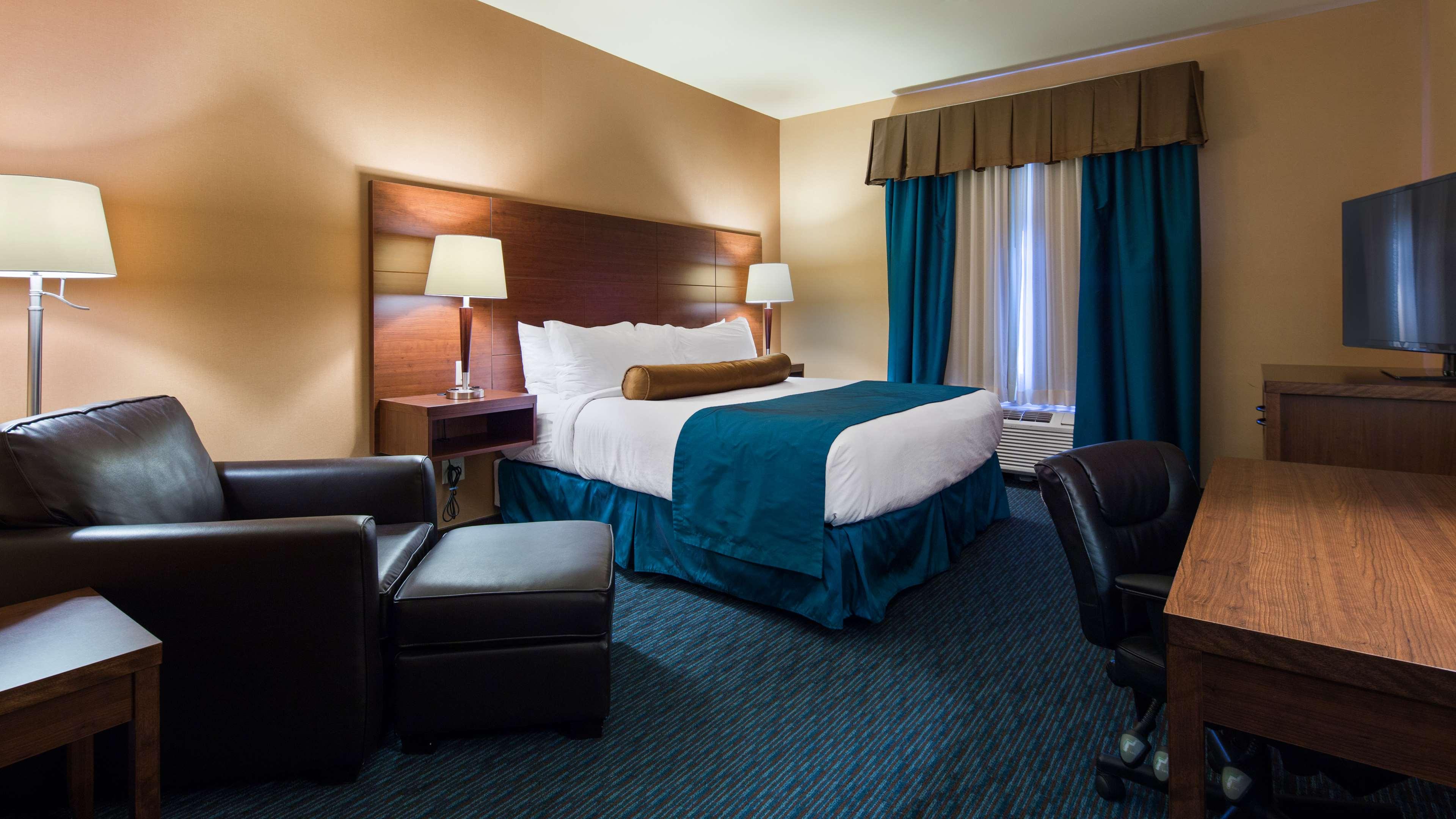 Best Western Plus Bathurst Hotel & Suites — photo 5