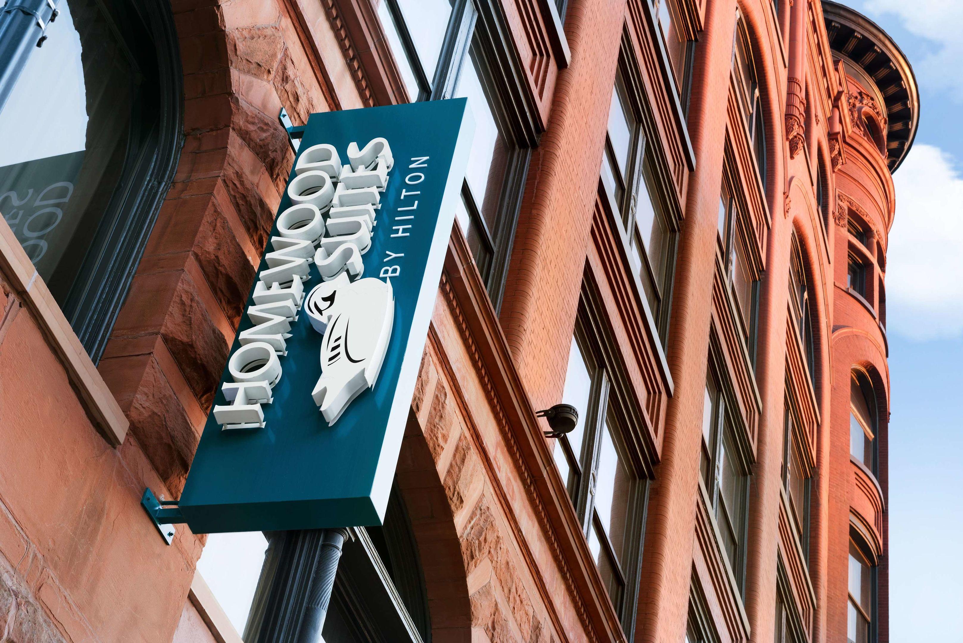 Homewood Suites by Hilton Milwaukee Downtown — photo 3