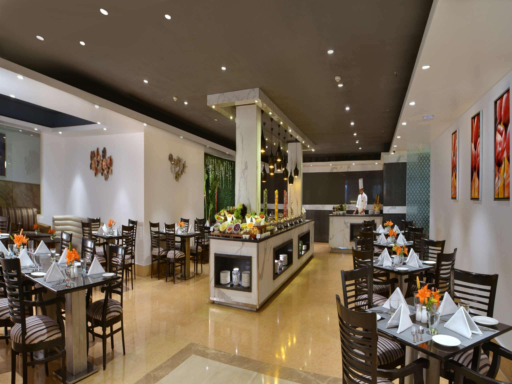 Taurus Sarovar Portico — photo 5