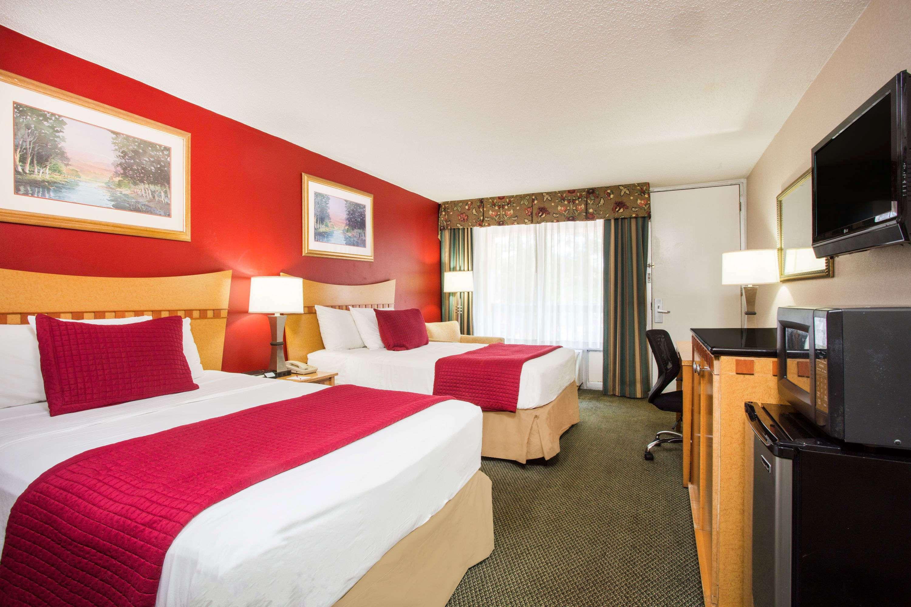 Ramada Warner Robins — photo 4